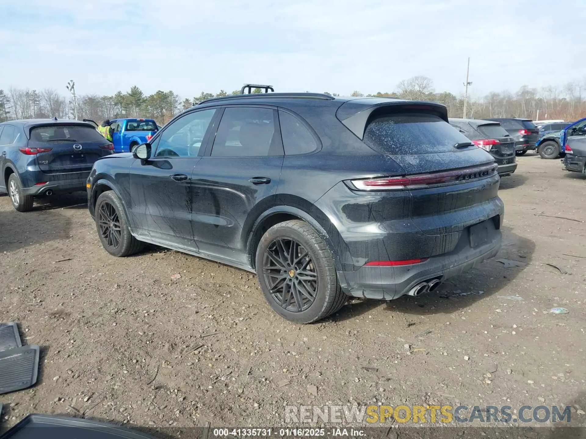 3 fotografías del automóvil dañado WP1AA2AY1RDA06864 PORSCHE CAYENNE 2024