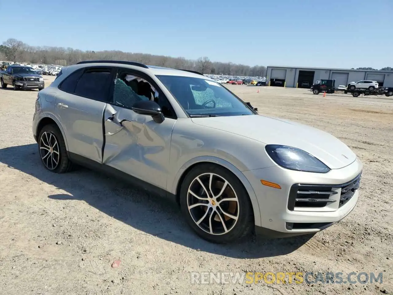 4 fotografías del automóvil dañado WP1AA2AY3RDA04548 PORSCHE CAYENNE 2024