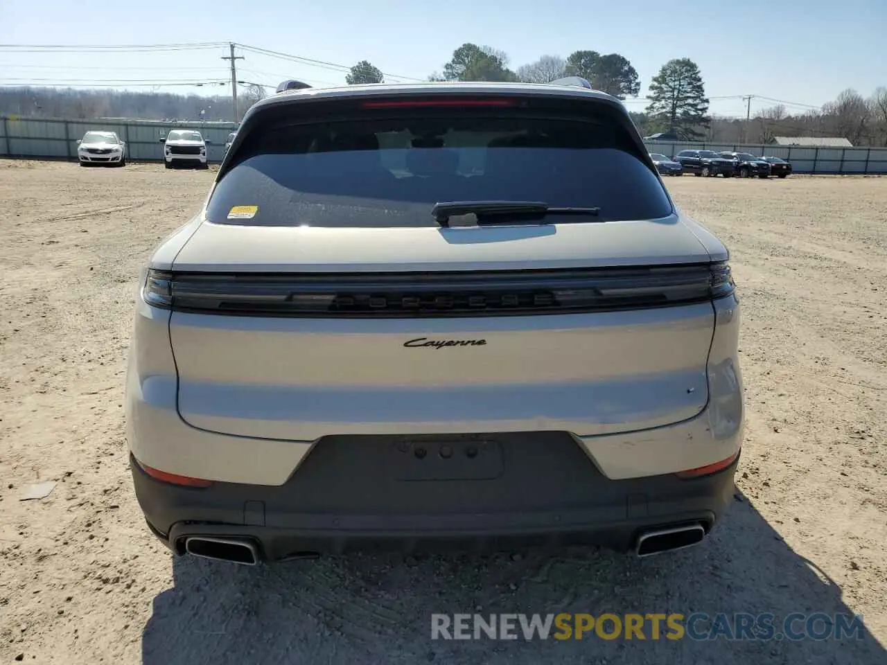 6 fotografías del automóvil dañado WP1AA2AY3RDA04548 PORSCHE CAYENNE 2024