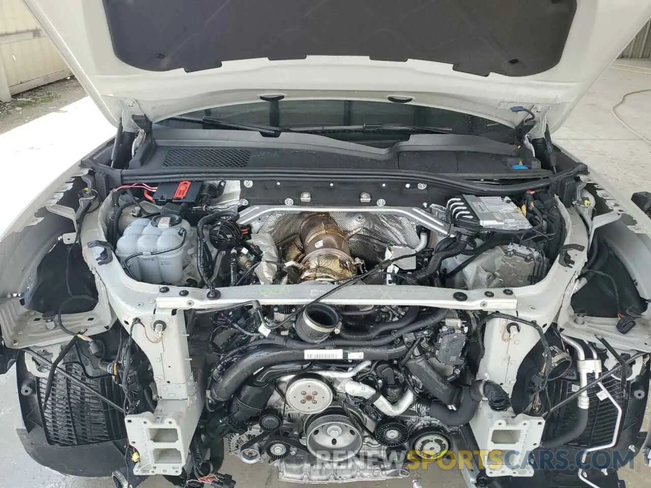 12 fotografías del automóvil dañado WP1AA2AY3RDA05182 PORSCHE CAYENNE 2024