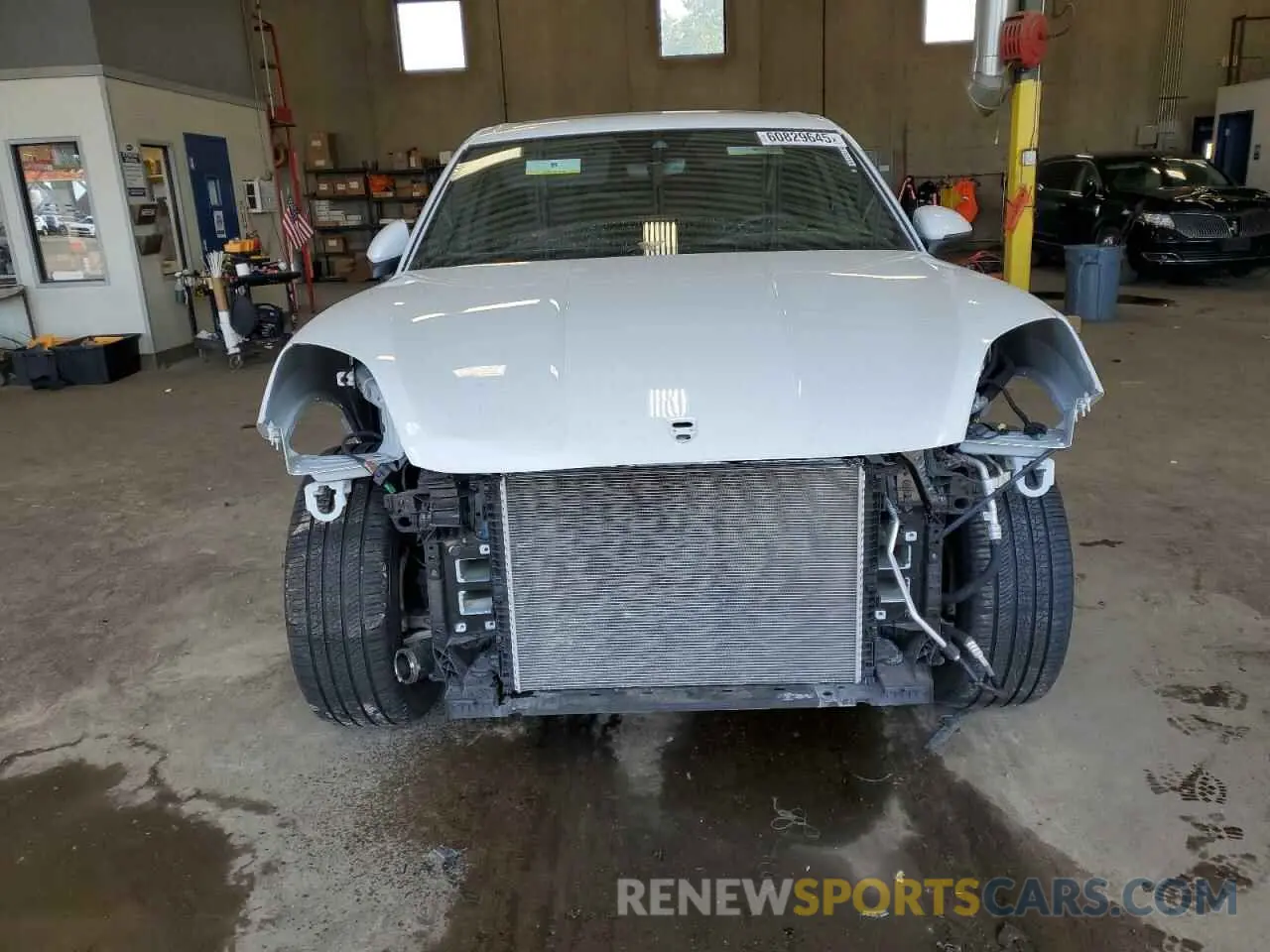 5 fotografías del automóvil dañado WP1AA2AY3RDA12553 PORSCHE CAYENNE 2024