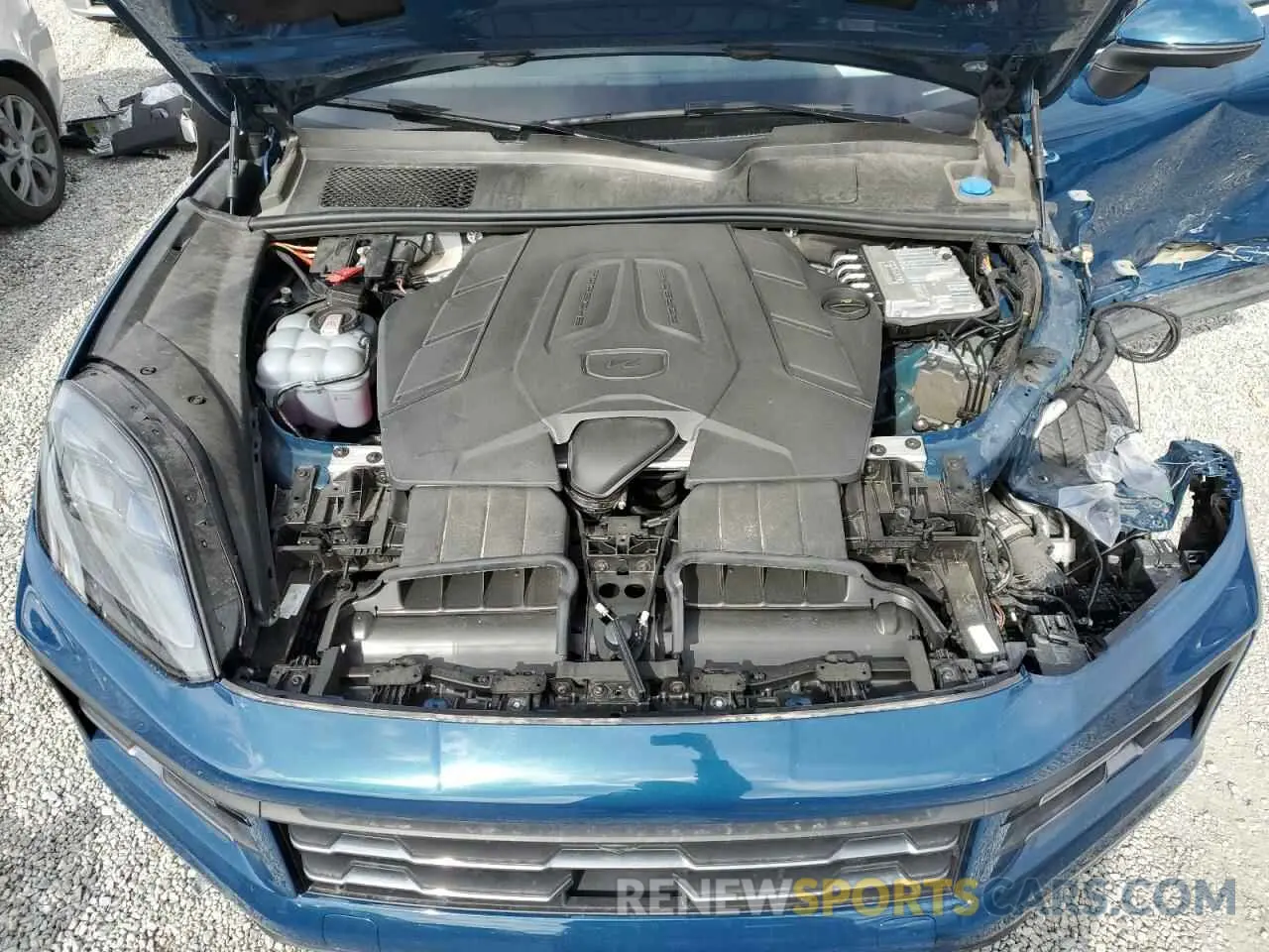 12 fotografías del automóvil dañado WP1AA2AY4RDA03814 PORSCHE CAYENNE 2024