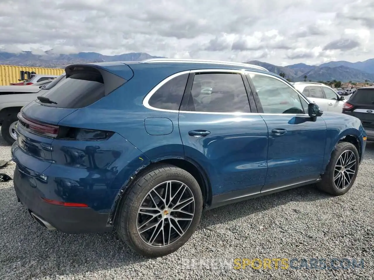 3 fotografías del automóvil dañado WP1AA2AY4RDA03814 PORSCHE CAYENNE 2024