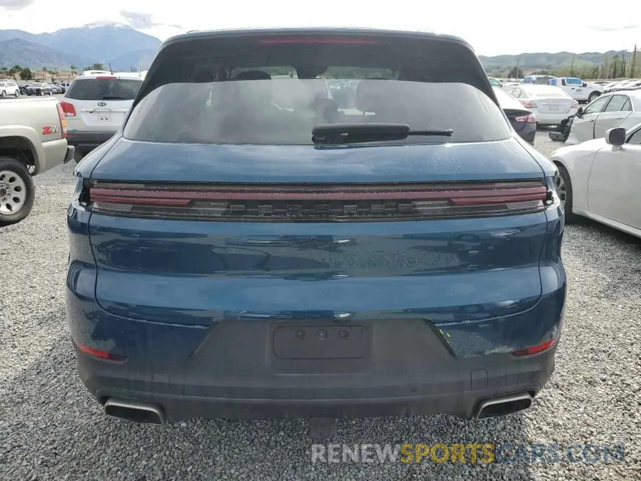 6 fotografías del automóvil dañado WP1AA2AY4RDA03814 PORSCHE CAYENNE 2024