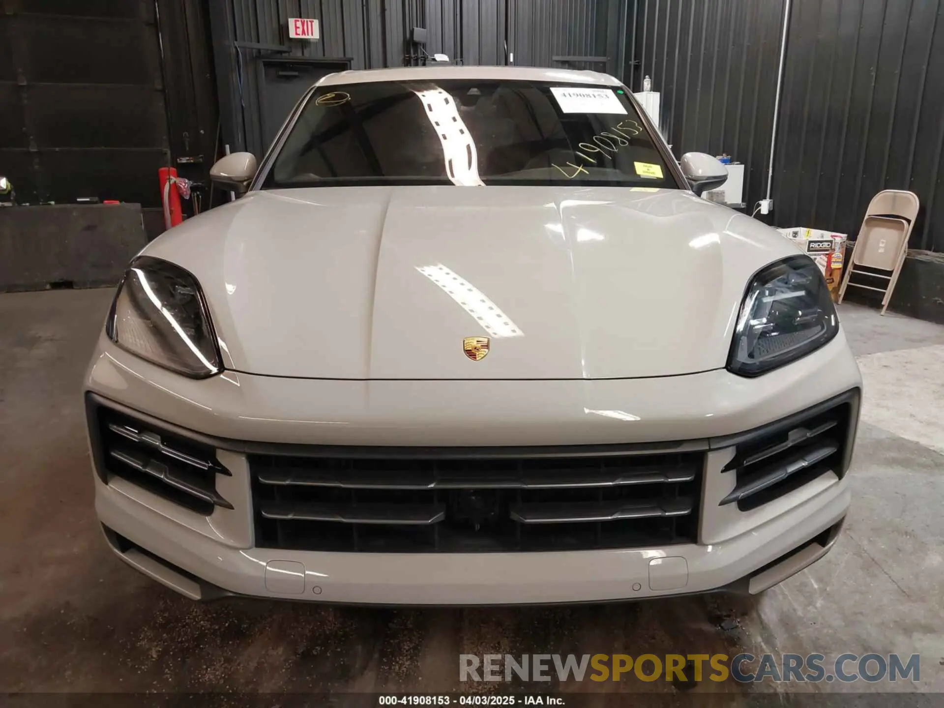 12 fotografías del automóvil dañado WP1AA2AY5RDA01585 PORSCHE CAYENNE 2024
