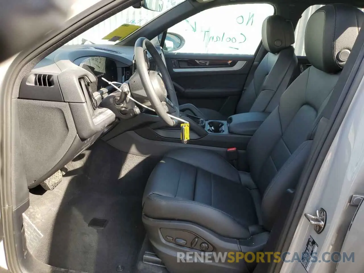 7 fotografías del automóvil dañado WP1AA2AY5RDA13168 PORSCHE CAYENNE 2024