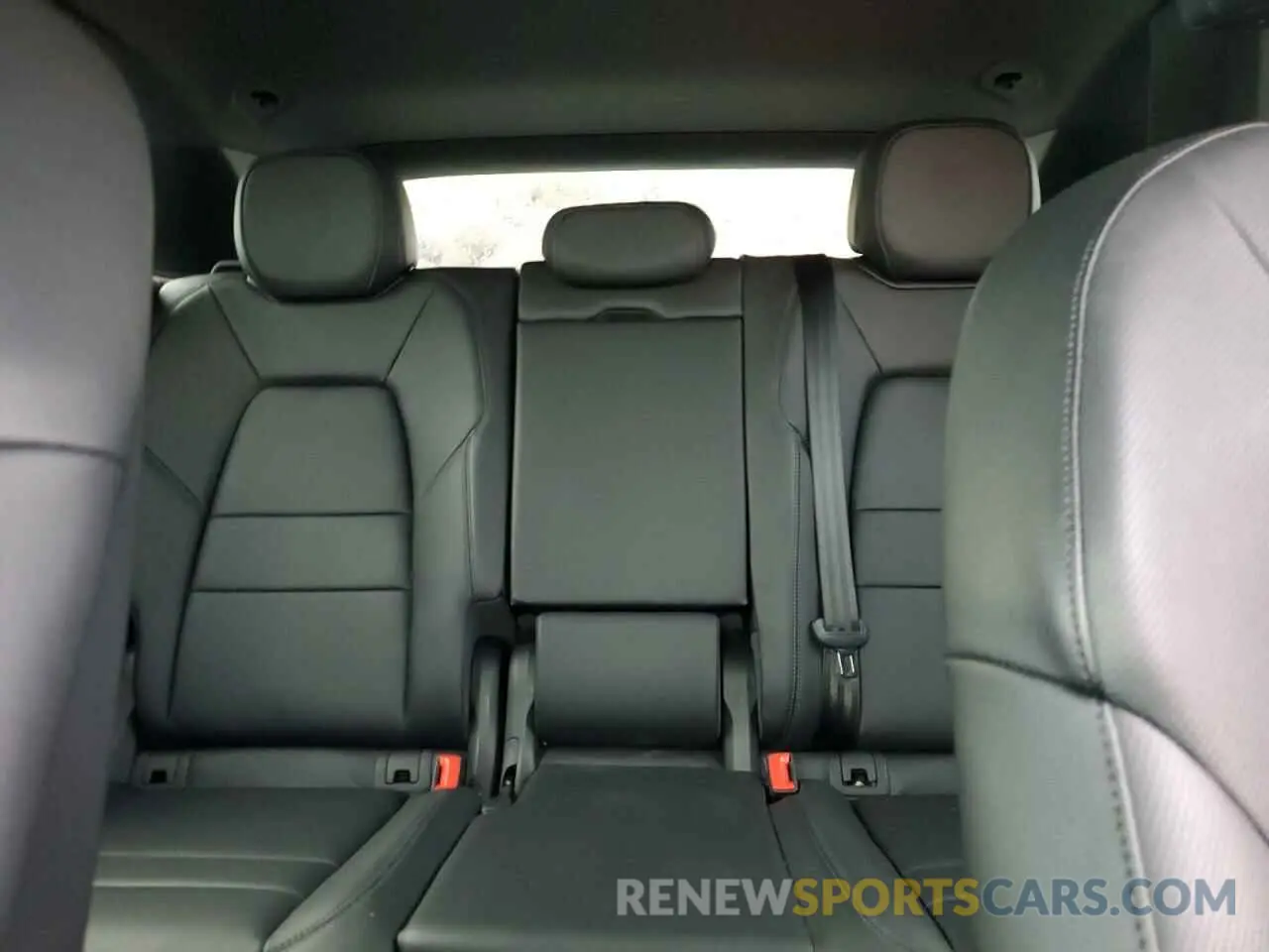 10 fotografías del automóvil dañado WP1AA2AY6RDA01935 PORSCHE CAYENNE 2024