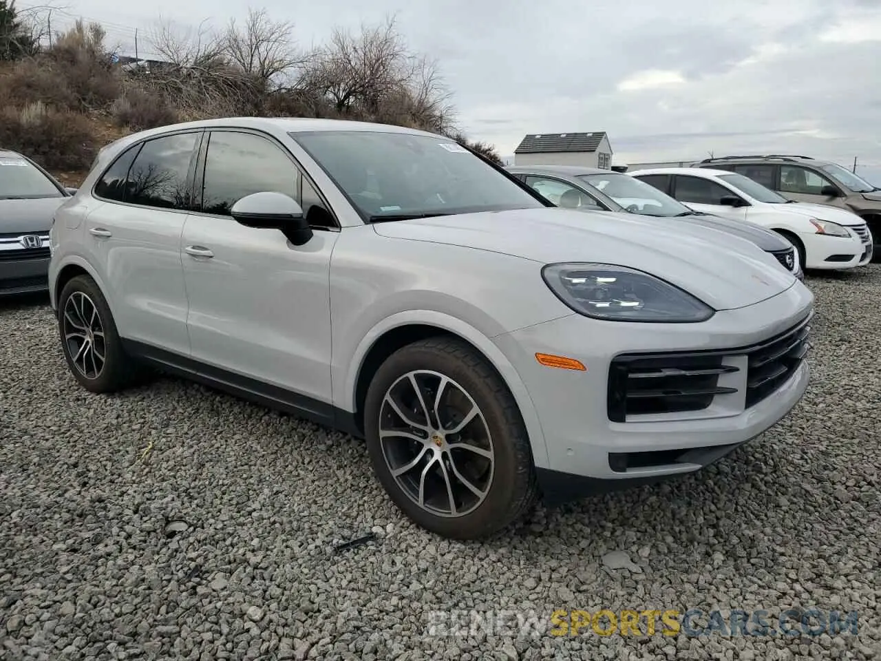 4 fotografías del automóvil dañado WP1AA2AY6RDA01935 PORSCHE CAYENNE 2024