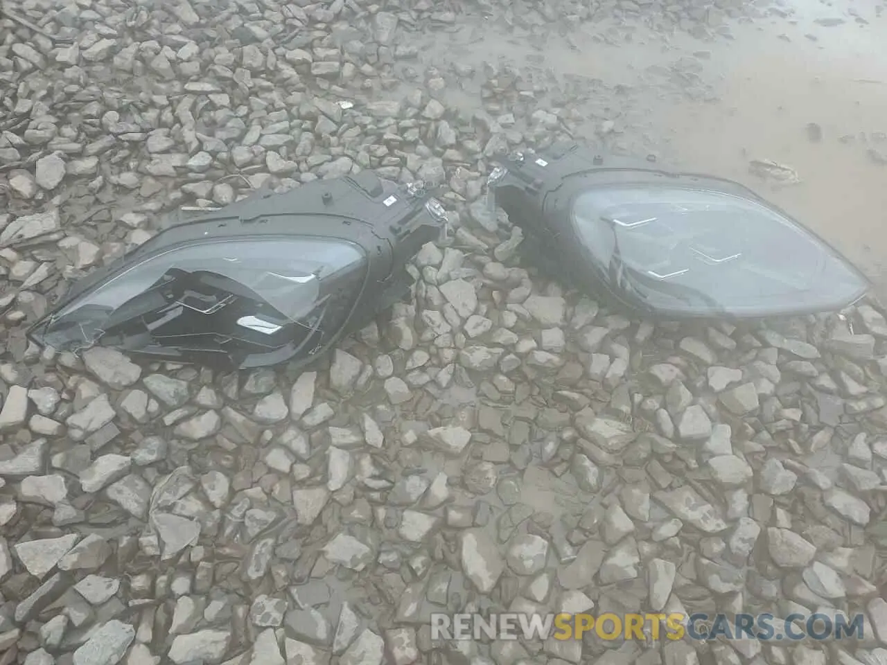 13 fotografías del automóvil dañado WP1AA2AY6RDA06245 PORSCHE CAYENNE 2024