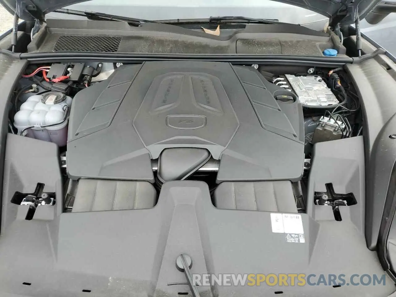 12 fotografías del automóvil dañado WP1AA2AY7RDA10904 PORSCHE CAYENNE 2024