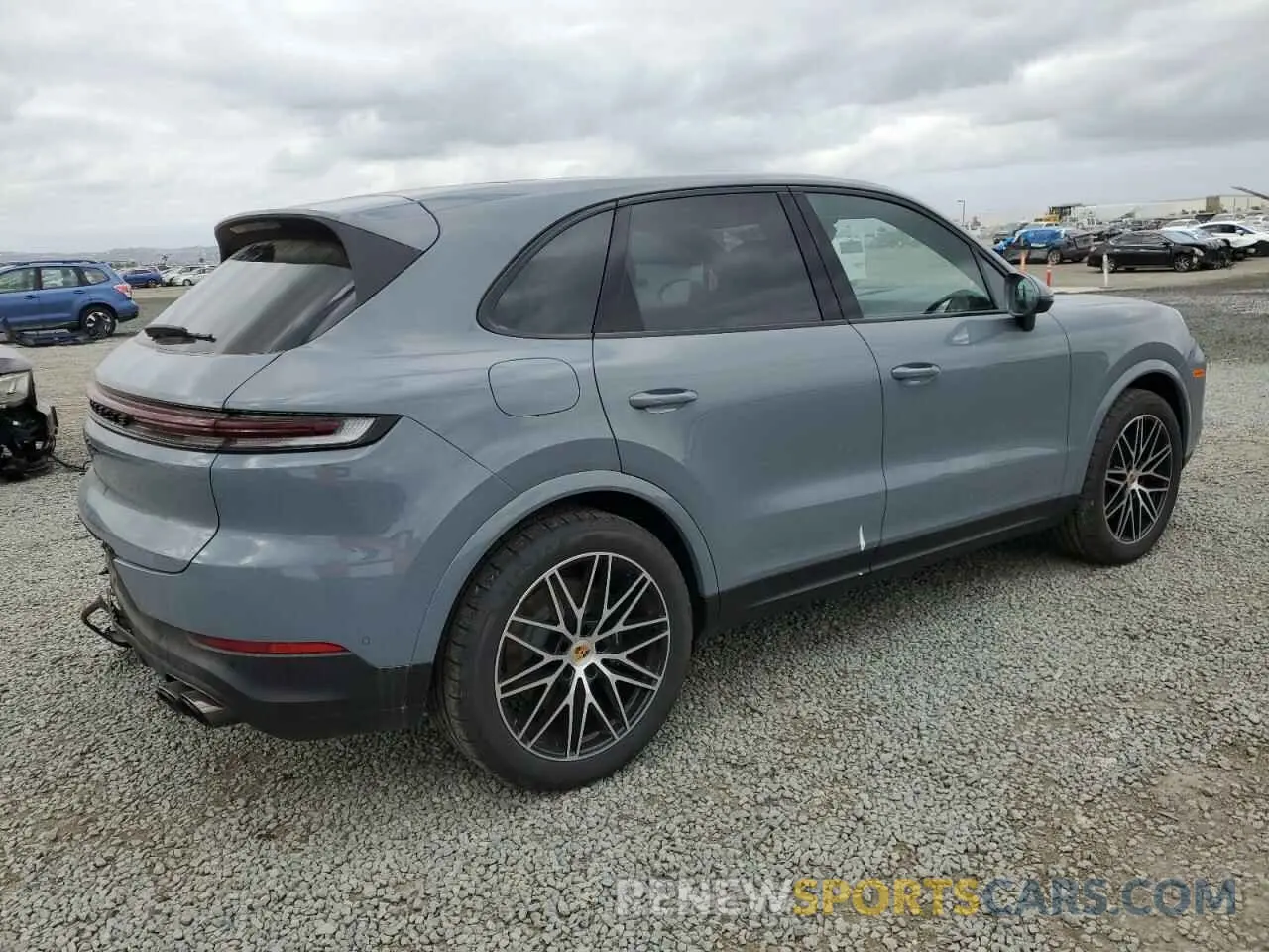 3 fotografías del automóvil dañado WP1AA2AY7RDA10904 PORSCHE CAYENNE 2024