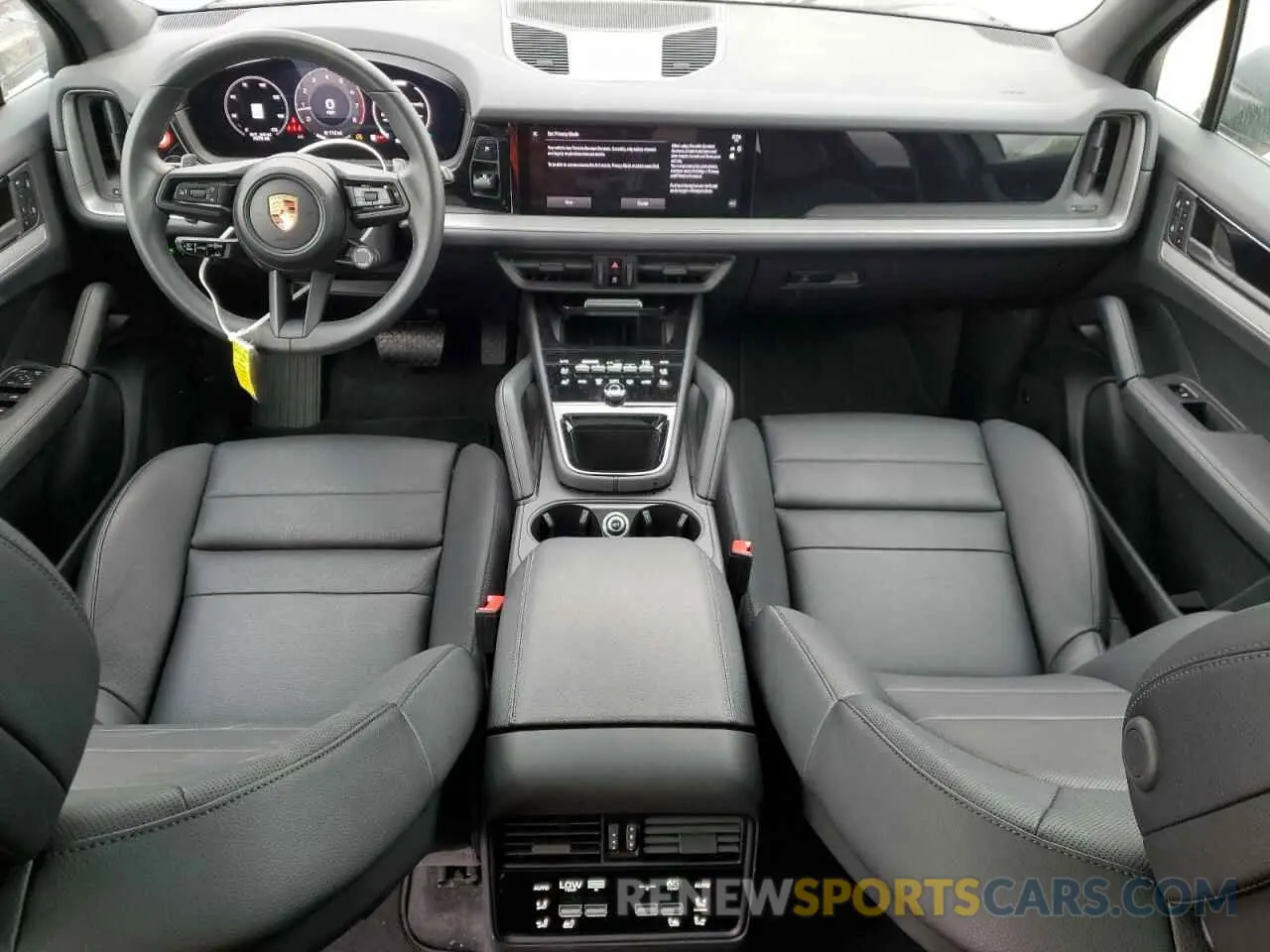 8 fotografías del automóvil dañado WP1AA2AY7RDA10904 PORSCHE CAYENNE 2024
