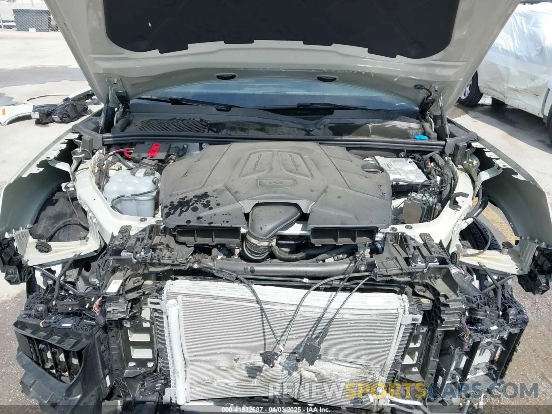 10 fotografías del automóvil dañado WP1AA2AY8RDA12516 PORSCHE CAYENNE 2024