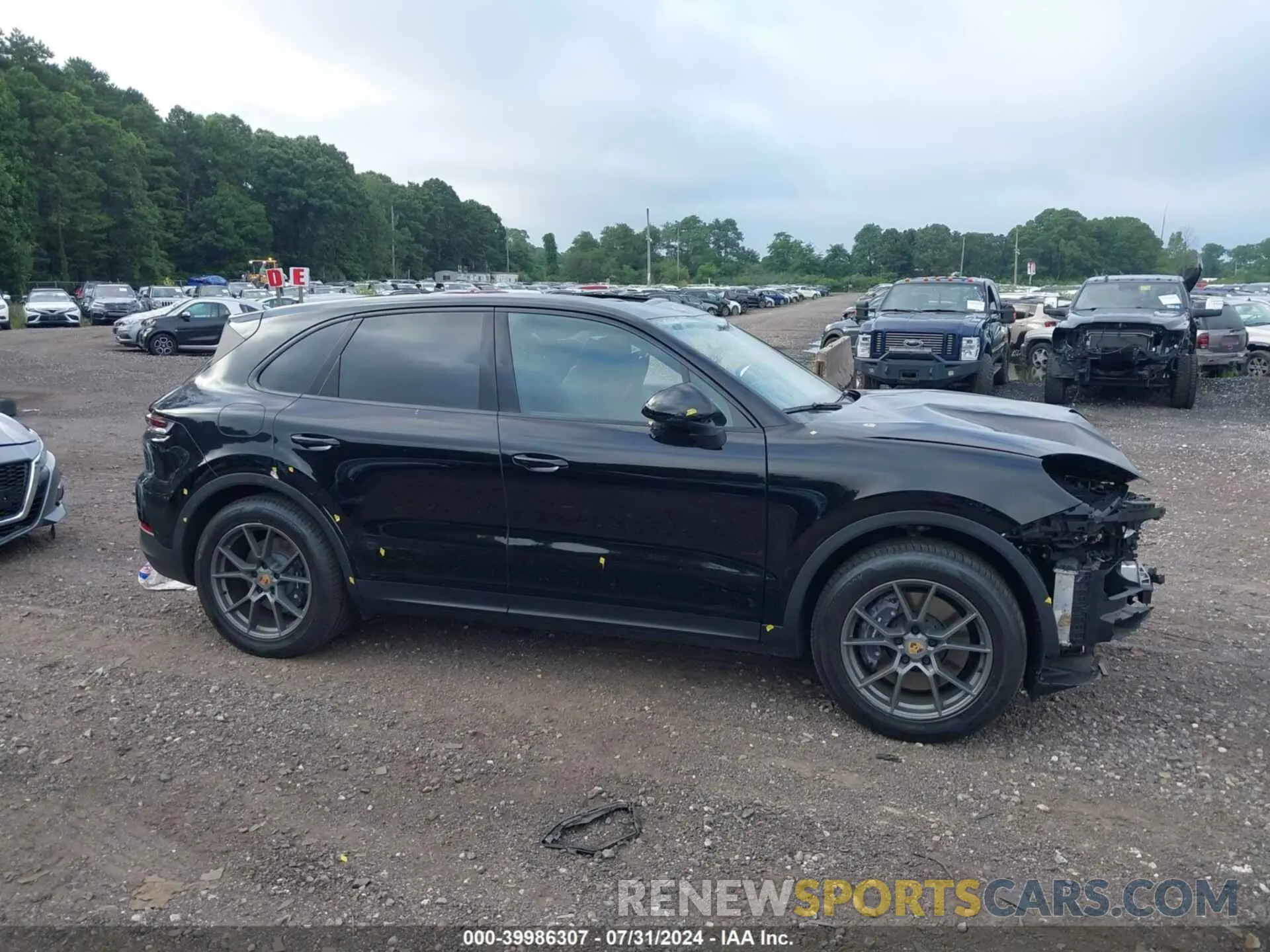 13 fotografías del automóvil dañado WP1AA2AY9RDA02125 PORSCHE CAYENNE 2024