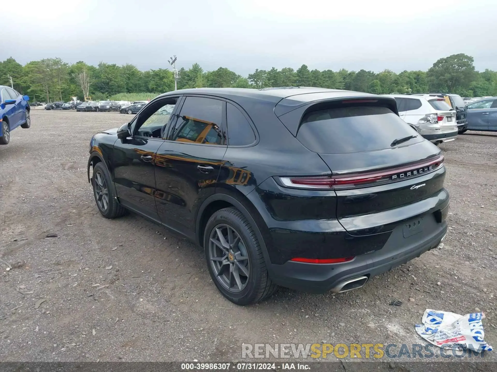 3 fotografías del automóvil dañado WP1AA2AY9RDA02125 PORSCHE CAYENNE 2024
