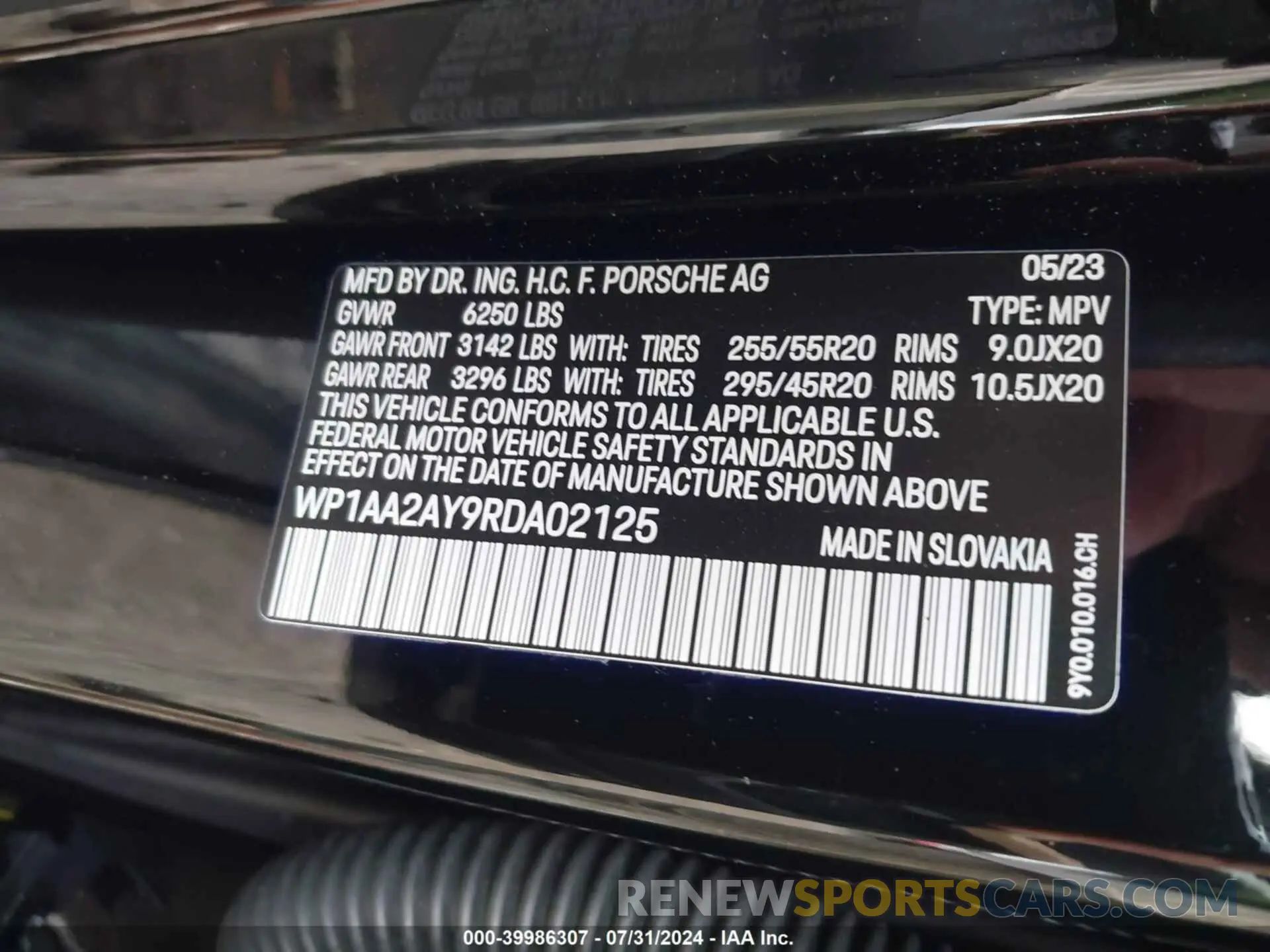 9 fotografías del automóvil dañado WP1AA2AY9RDA02125 PORSCHE CAYENNE 2024