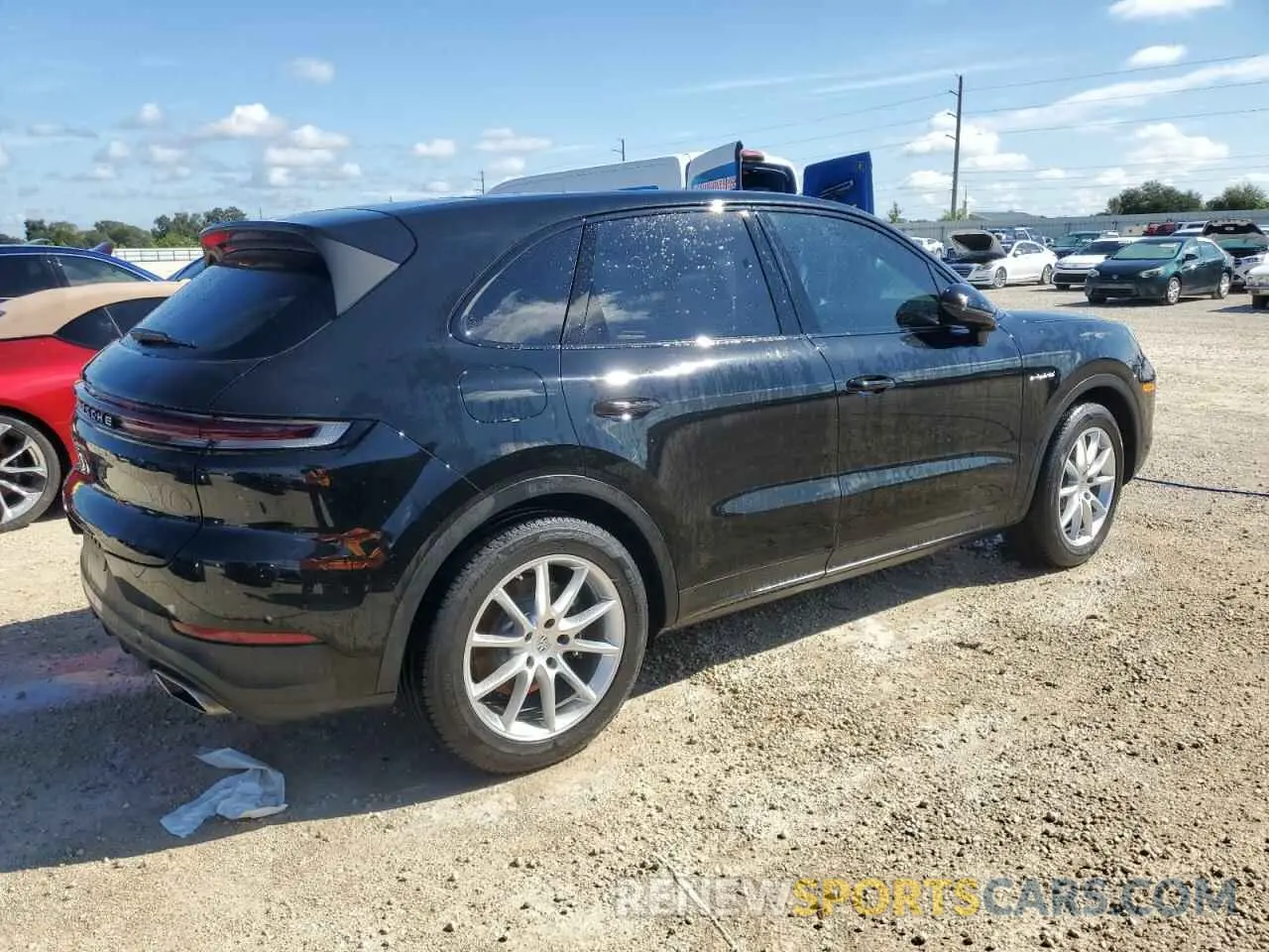 3 fotografías del automóvil dañado WP1AE2AY3RDA29258 PORSCHE CAYENNE 2024