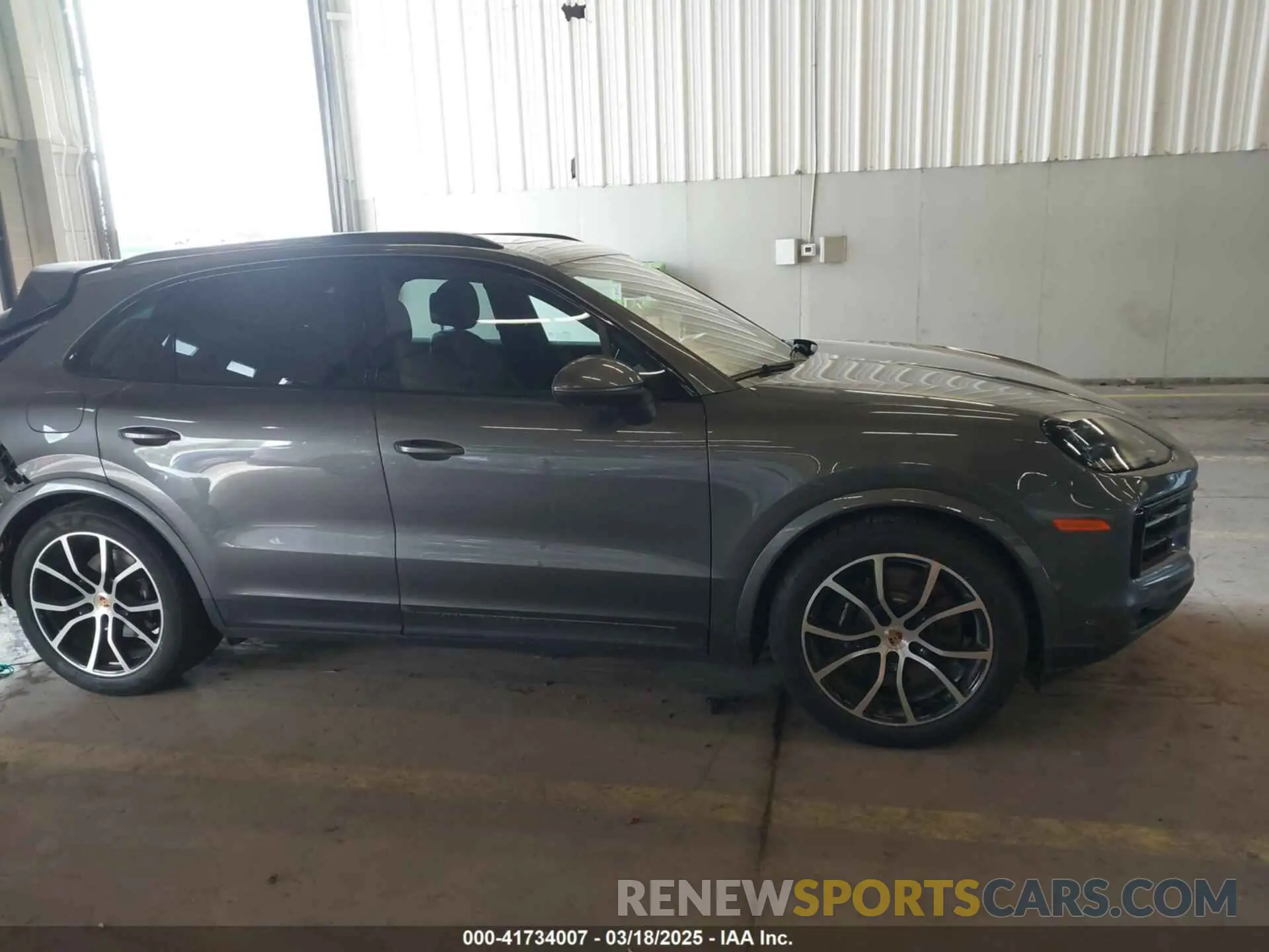 14 fotografías del automóvil dañado WP1AL2AY1RDA34013 PORSCHE CAYENNE 2024