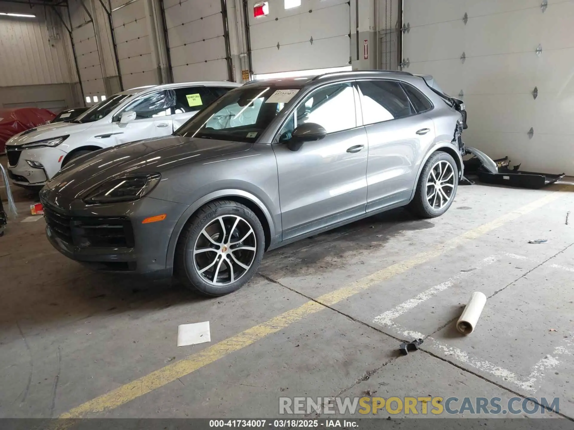 2 fotografías del automóvil dañado WP1AL2AY1RDA34013 PORSCHE CAYENNE 2024