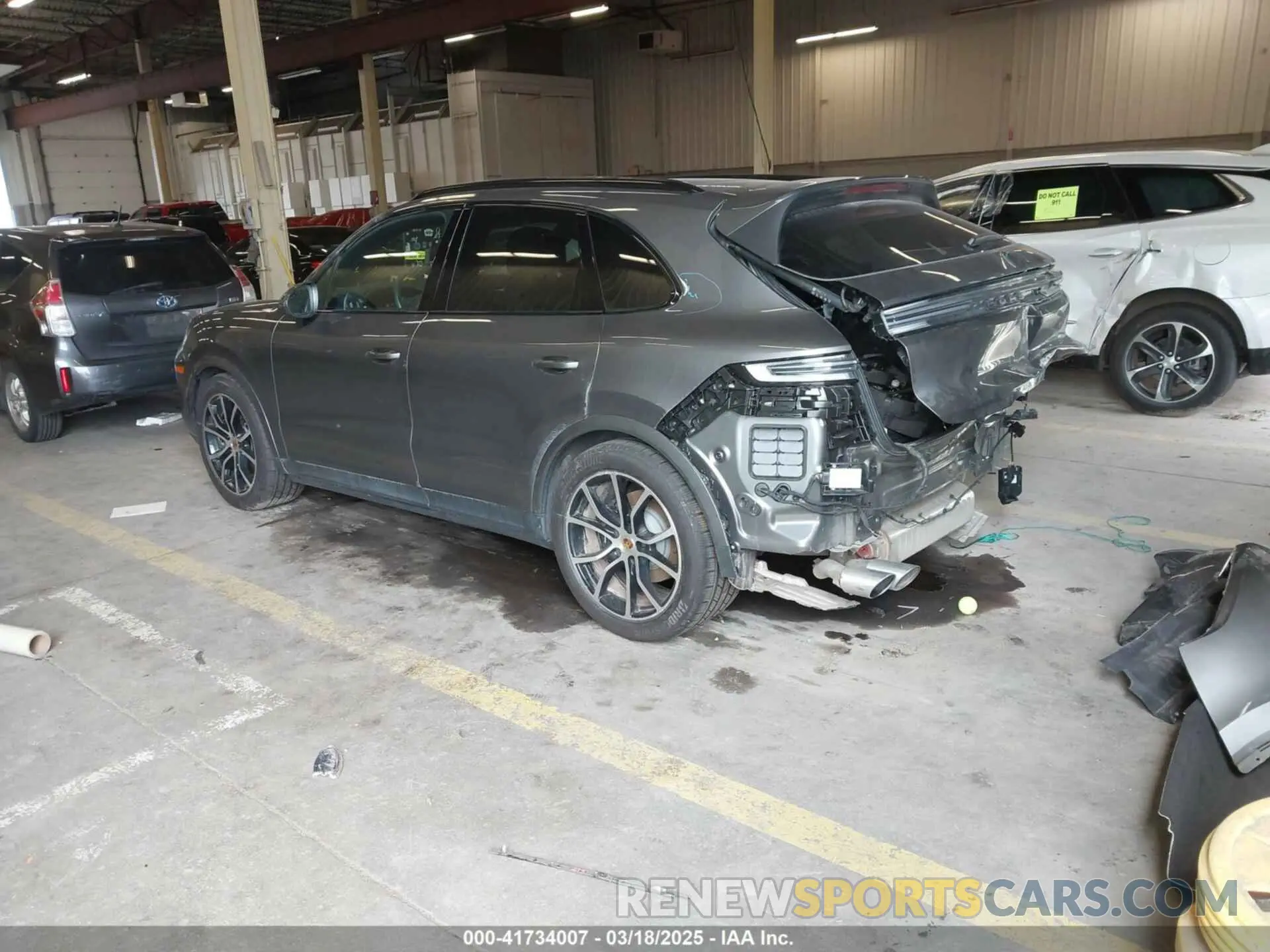 3 fotografías del automóvil dañado WP1AL2AY1RDA34013 PORSCHE CAYENNE 2024