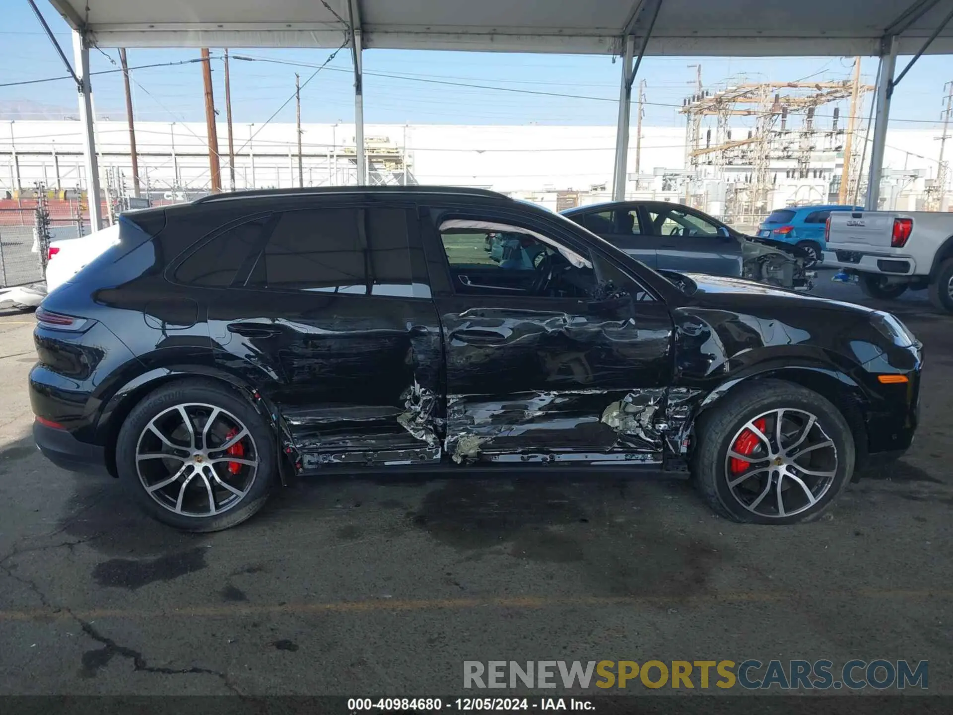 14 fotografías del automóvil dañado WP1AL2AY3RDA35194 PORSCHE CAYENNE 2024