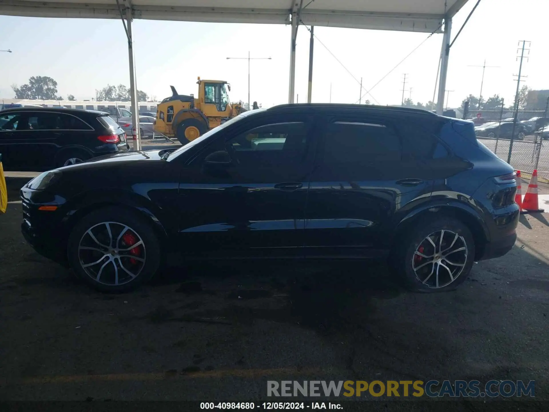 15 fotografías del automóvil dañado WP1AL2AY3RDA35194 PORSCHE CAYENNE 2024