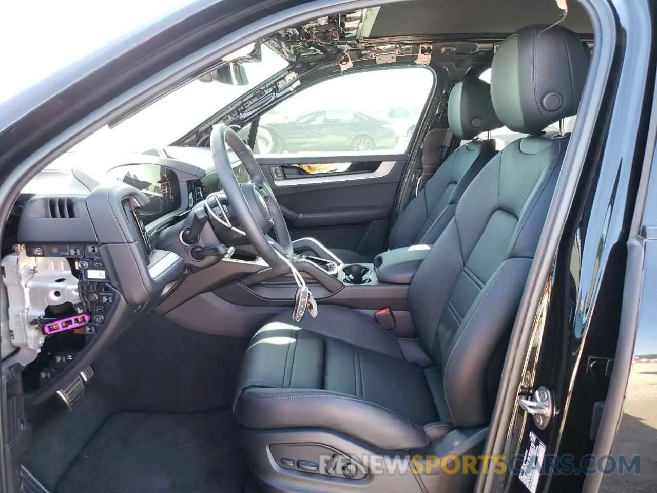 7 fotografías del automóvil dañado WP1AL2AY4RDA32627 PORSCHE CAYENNE 2024