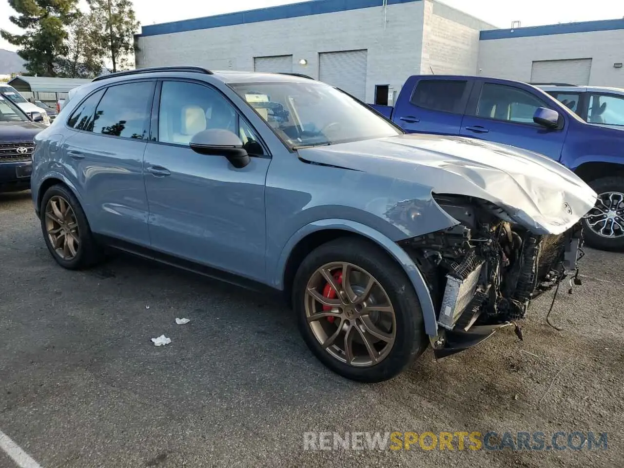4 fotografías del automóvil dañado WP1AL2AY8RDA34476 PORSCHE CAYENNE 2024