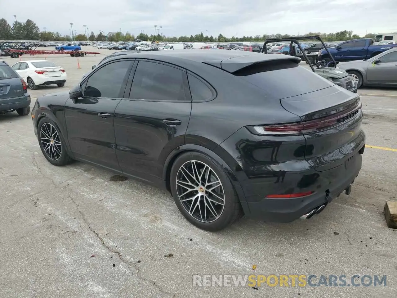 2 fotografías del automóvil dañado WP1BA2AY0RDA51881 PORSCHE CAYENNE 2024