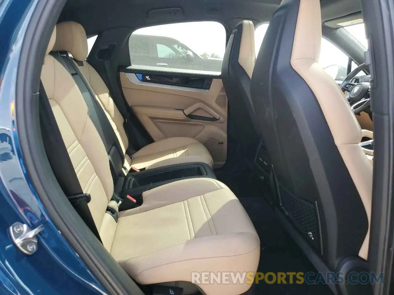 11 fotografías del automóvil dañado WP1BA2AY7RDA53465 PORSCHE CAYENNE 2024
