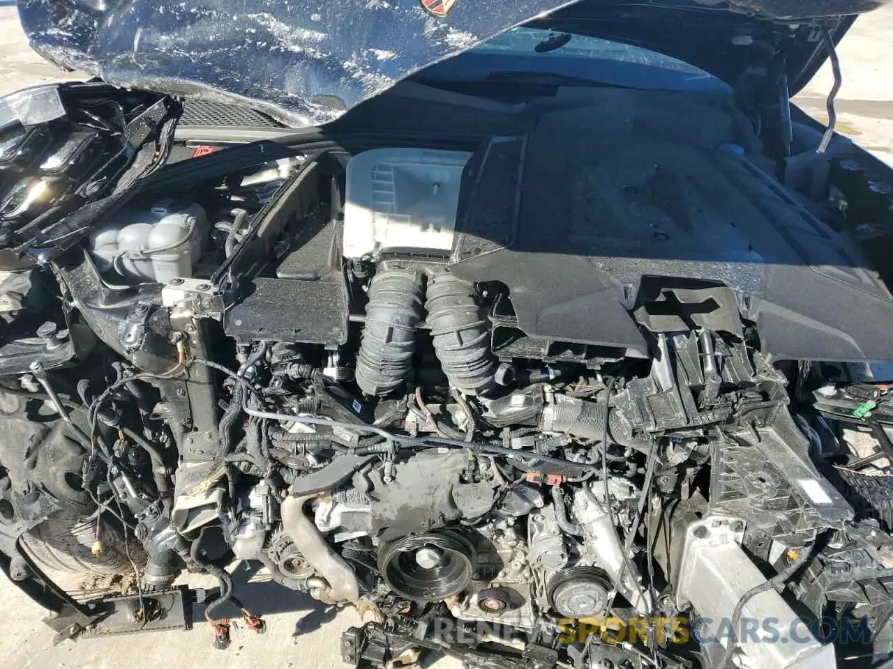 12 fotografías del automóvil dañado WP1BL2AY2RDA60107 PORSCHE CAYENNE 2024