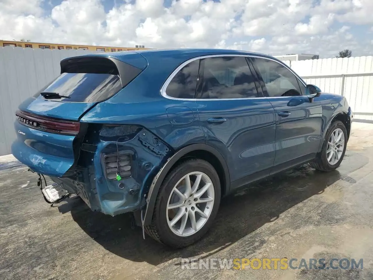 3 fotografías del automóvil dañado WP1AA2AY7SDA03960 PORSCHE CAYENNE 2025