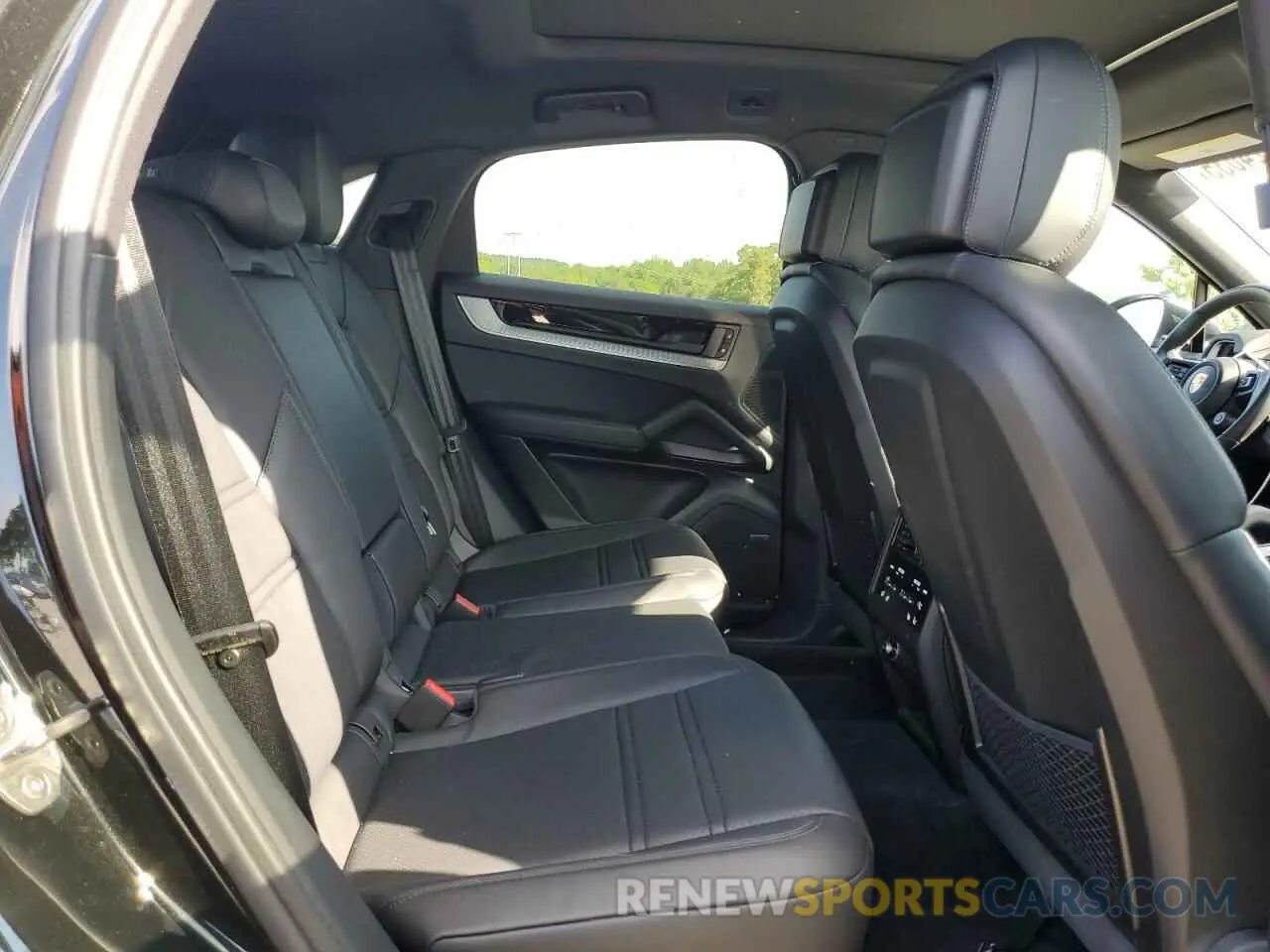11 fotografías del automóvil dañado WP1BA2AY2SDA30469 PORSCHE CAYENNE 2025
