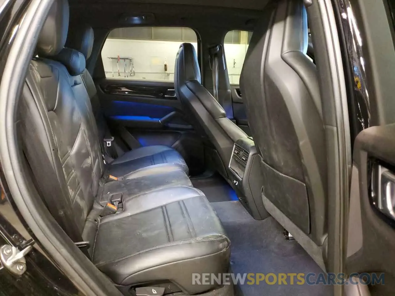 10 fotografías del automóvil dañado WP1AA2AY3PDA09200 PORSCHE CAYENNE BA 2023