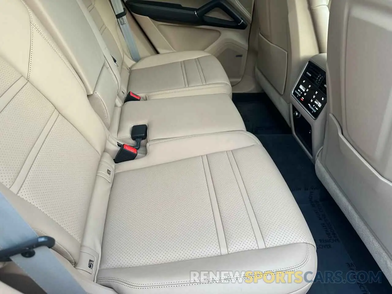 6 fotografías del automóvil dañado WP1AA2AY5PDA07965 PORSCHE CAYENNE BA 2023