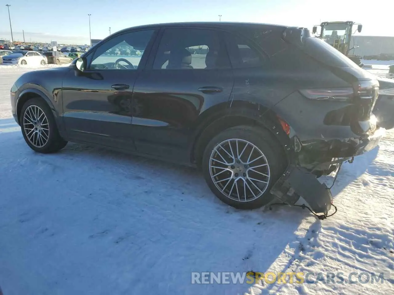 2 fotografías del automóvil dañado WP1AA2AY8PDA00525 PORSCHE CAYENNE BA 2023