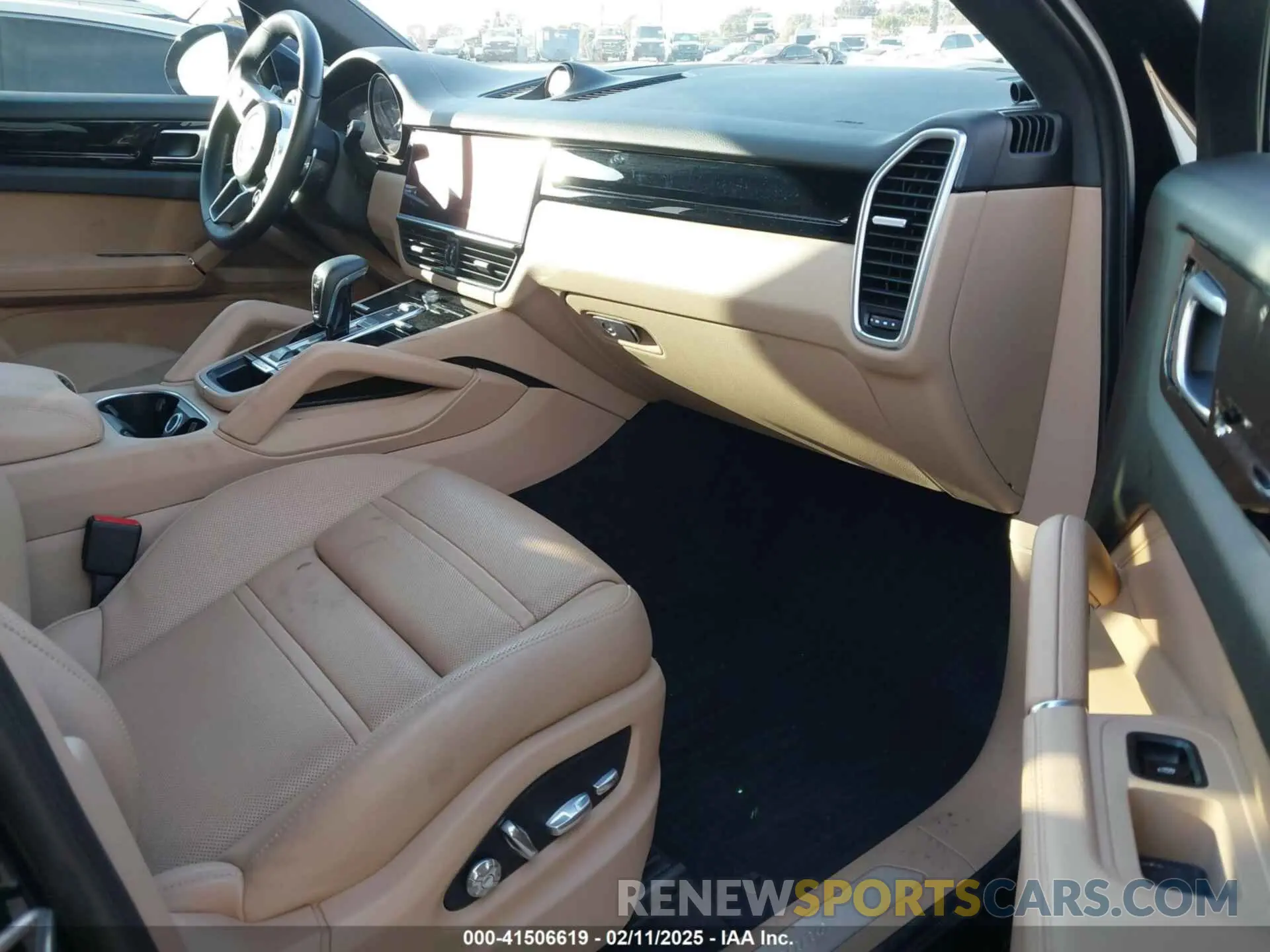 5 fotografías del automóvil dañado WP1BA2AY3MDA41192 PORSCHE CAYENNE COUPE 2021