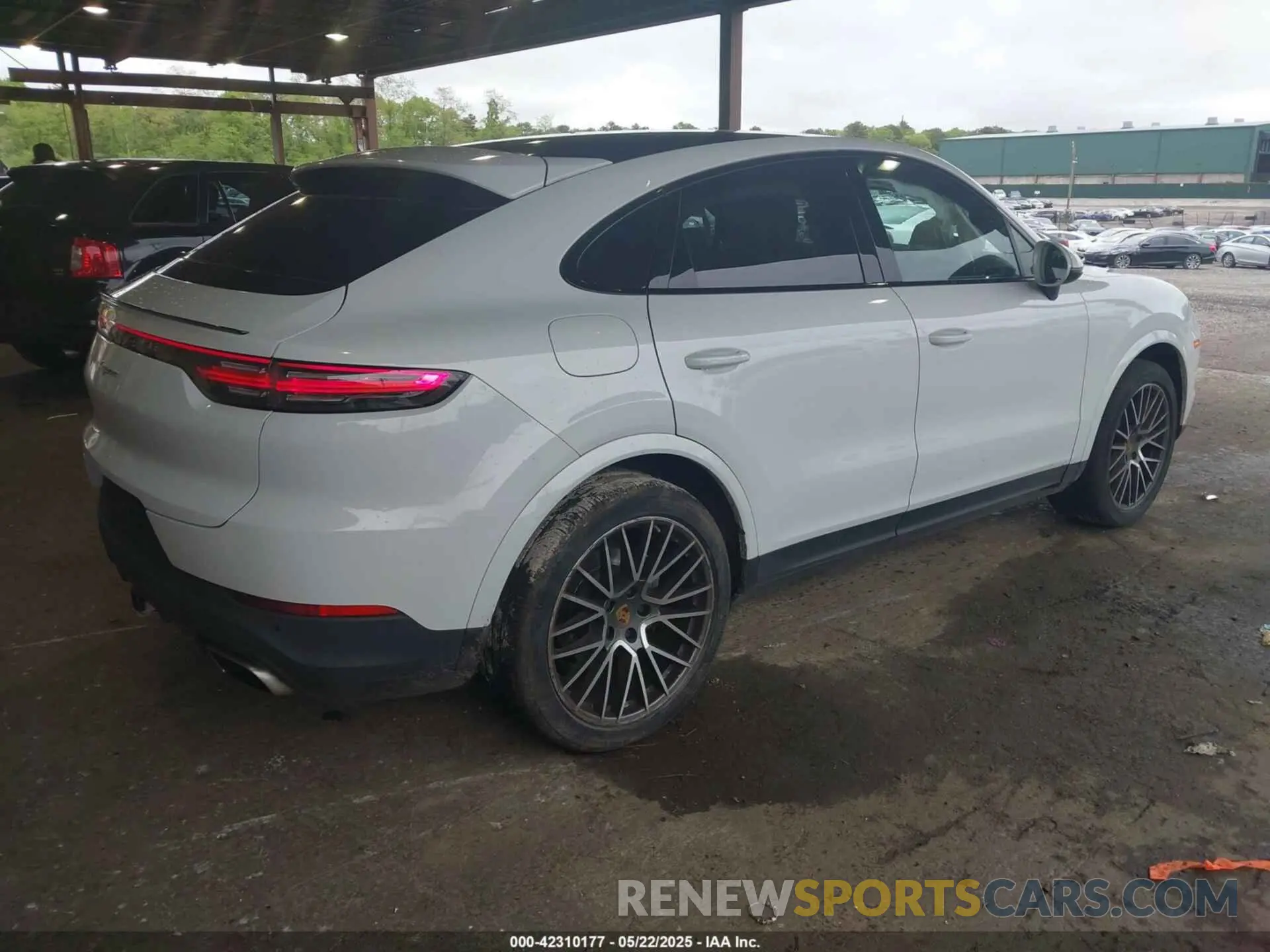 4 fotografías del automóvil dañado WP1BA2AY5MDA43638 PORSCHE CAYENNE COUPE 2021