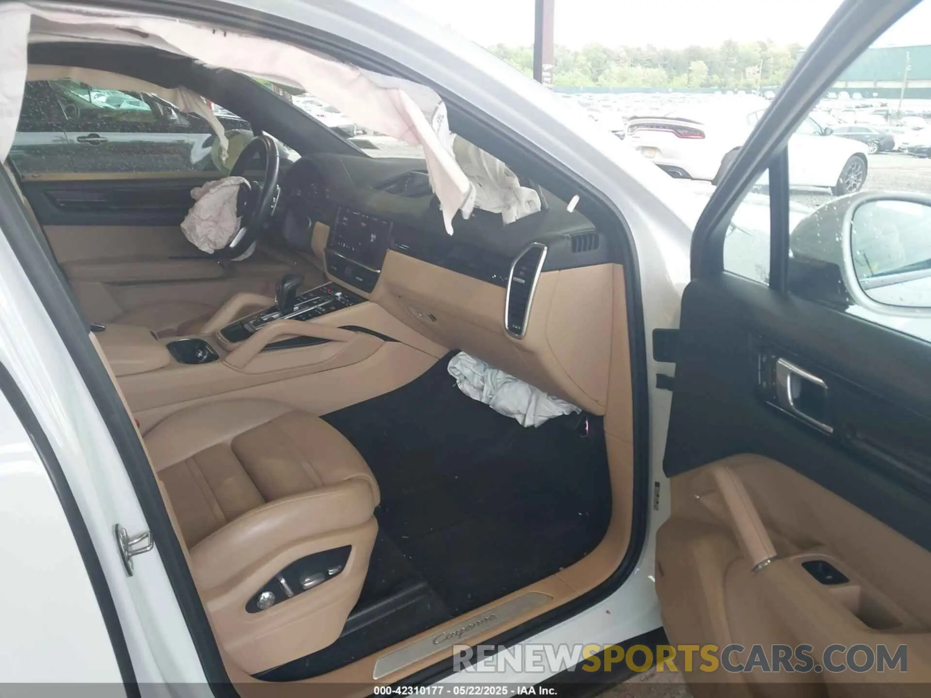 5 fotografías del automóvil dañado WP1BA2AY5MDA43638 PORSCHE CAYENNE COUPE 2021