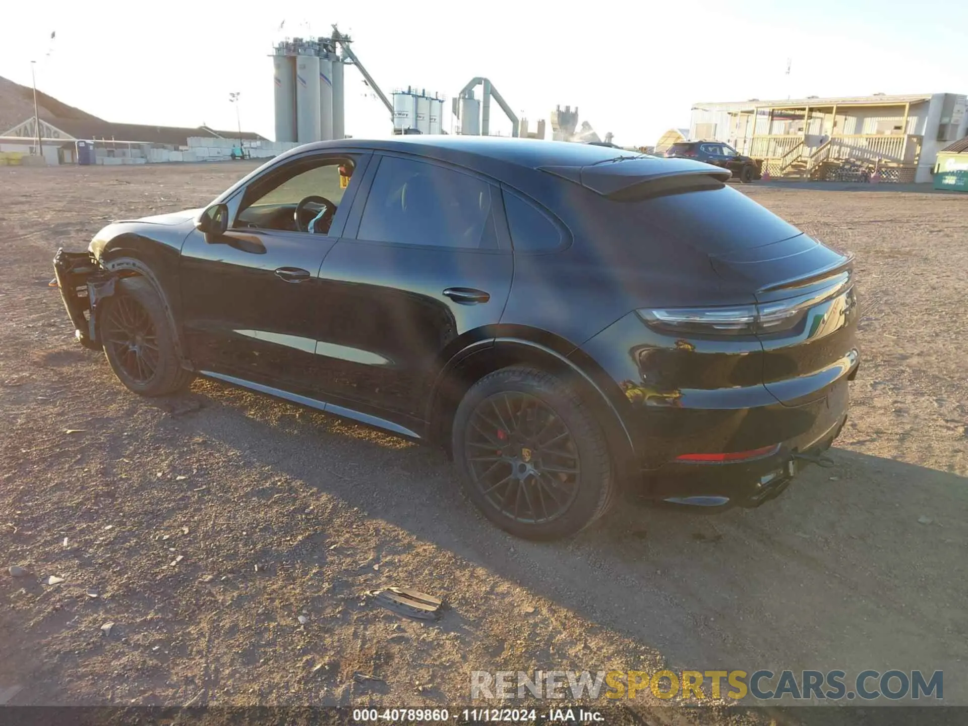 3 fotografías del automóvil dañado WP1BG2AY9MDA49702 PORSCHE CAYENNE COUPE 2021