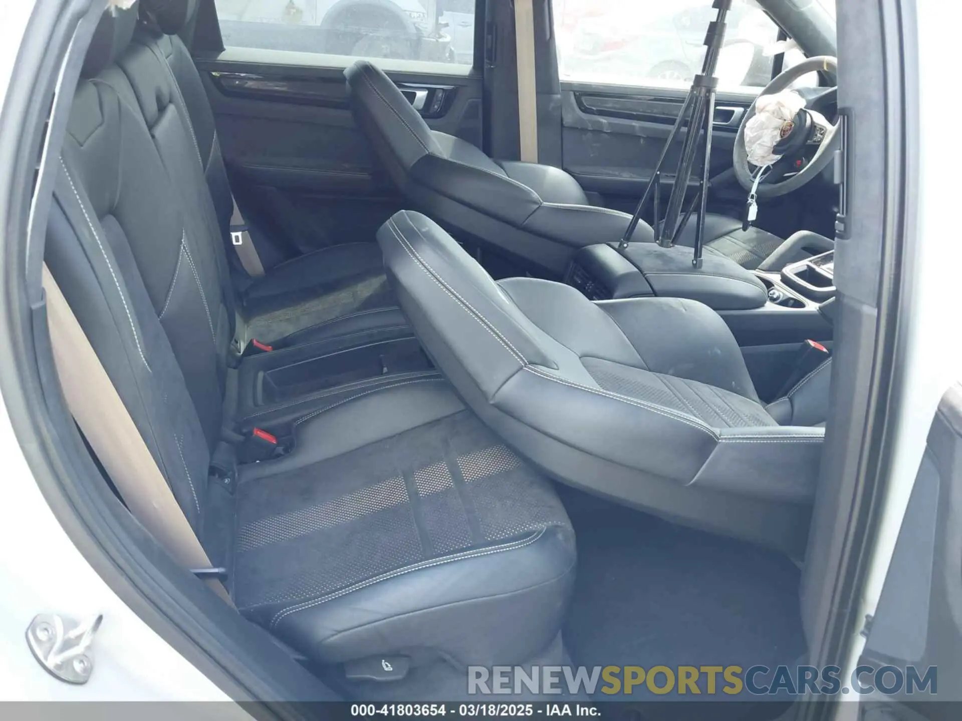 8 fotografías del automóvil dañado WP1BK2AY4NDA60106 PORSCHE CAYENNE COUPE 2022
