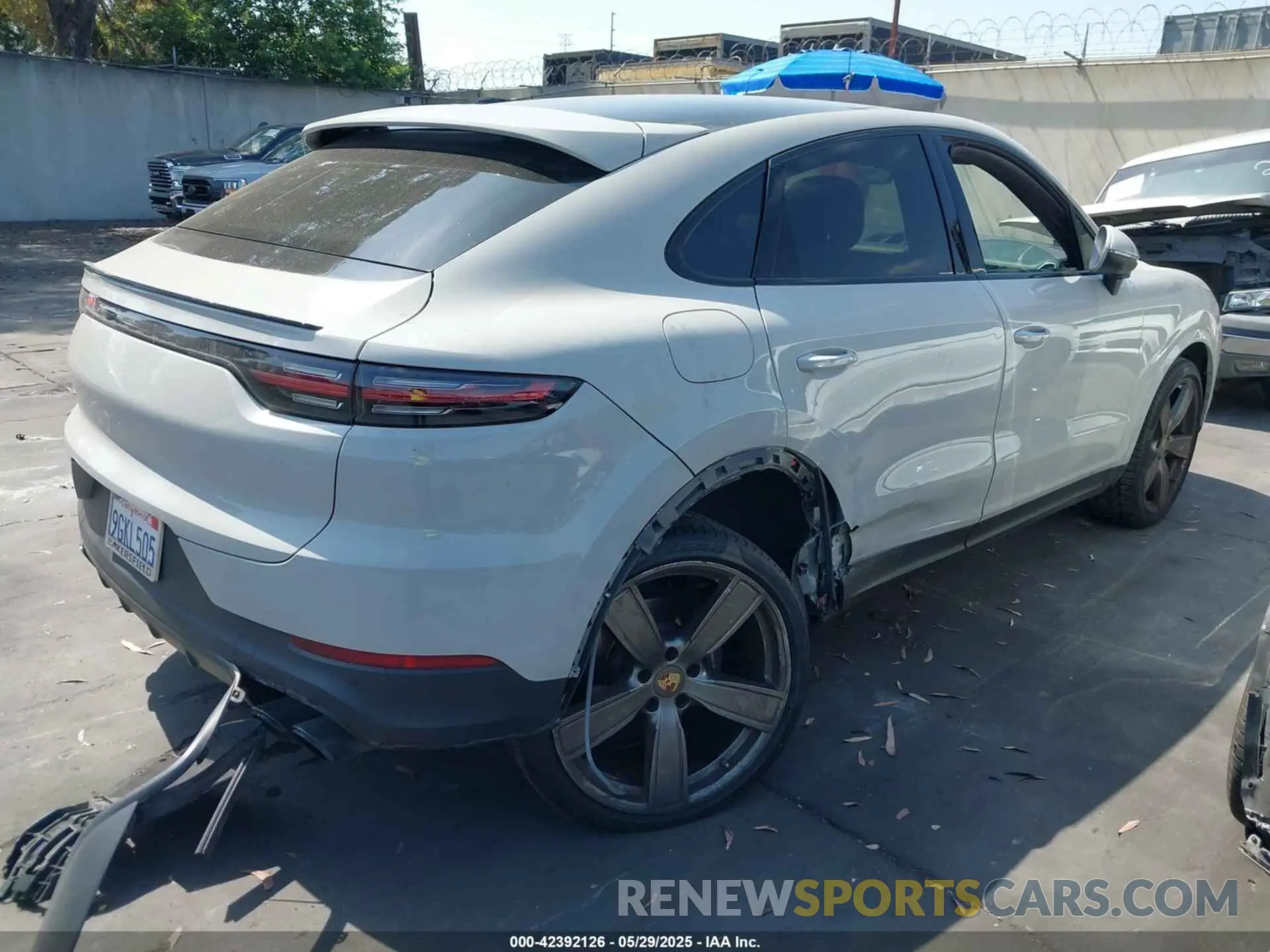 4 fotografías del automóvil dañado WP1BA2AY0PDA27187 PORSCHE CAYENNE COUPE 2023