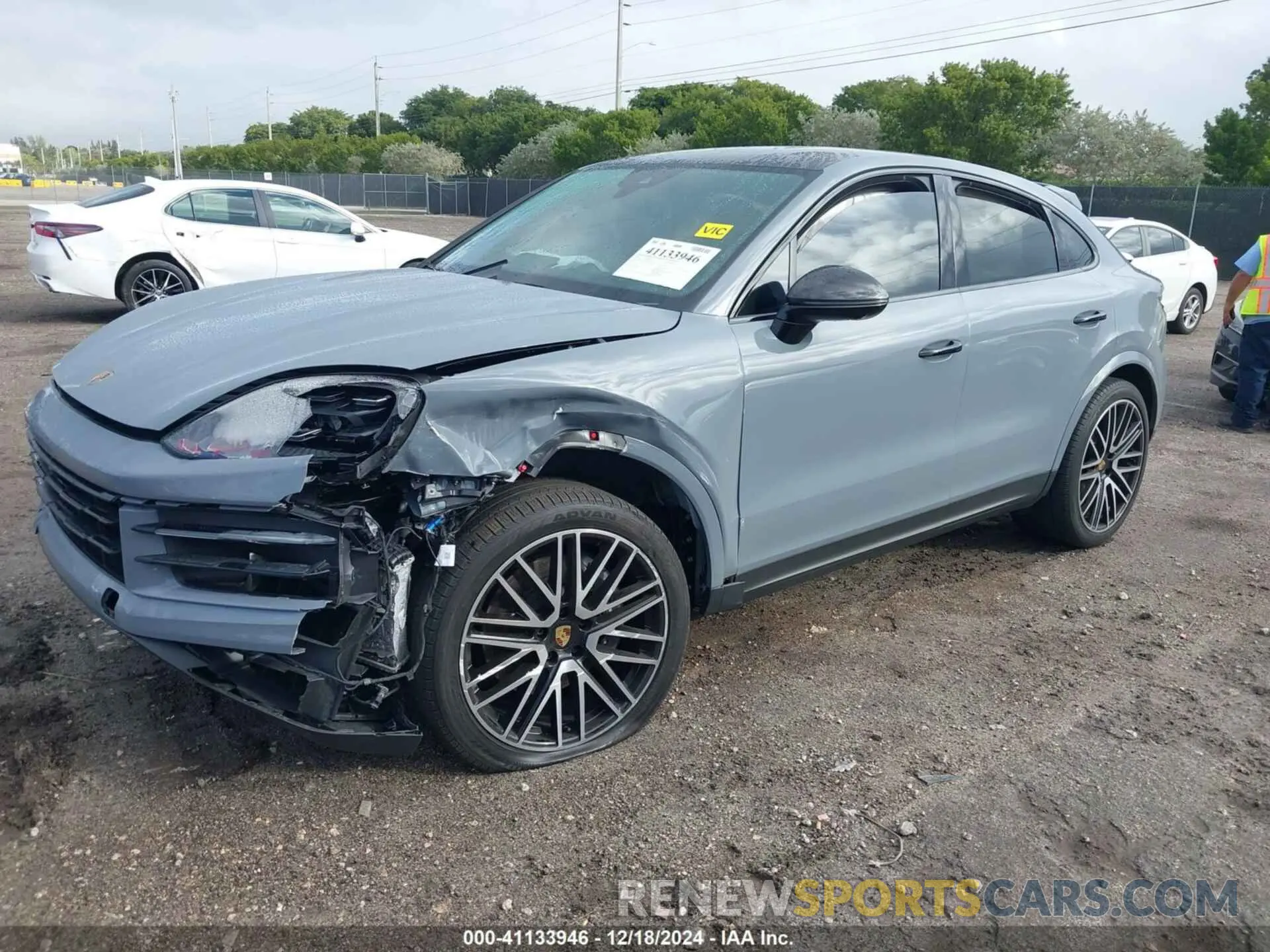 2 fotografías del automóvil dañado WP1BA2AY2RDA51820 PORSCHE CAYENNE COUPE 2024