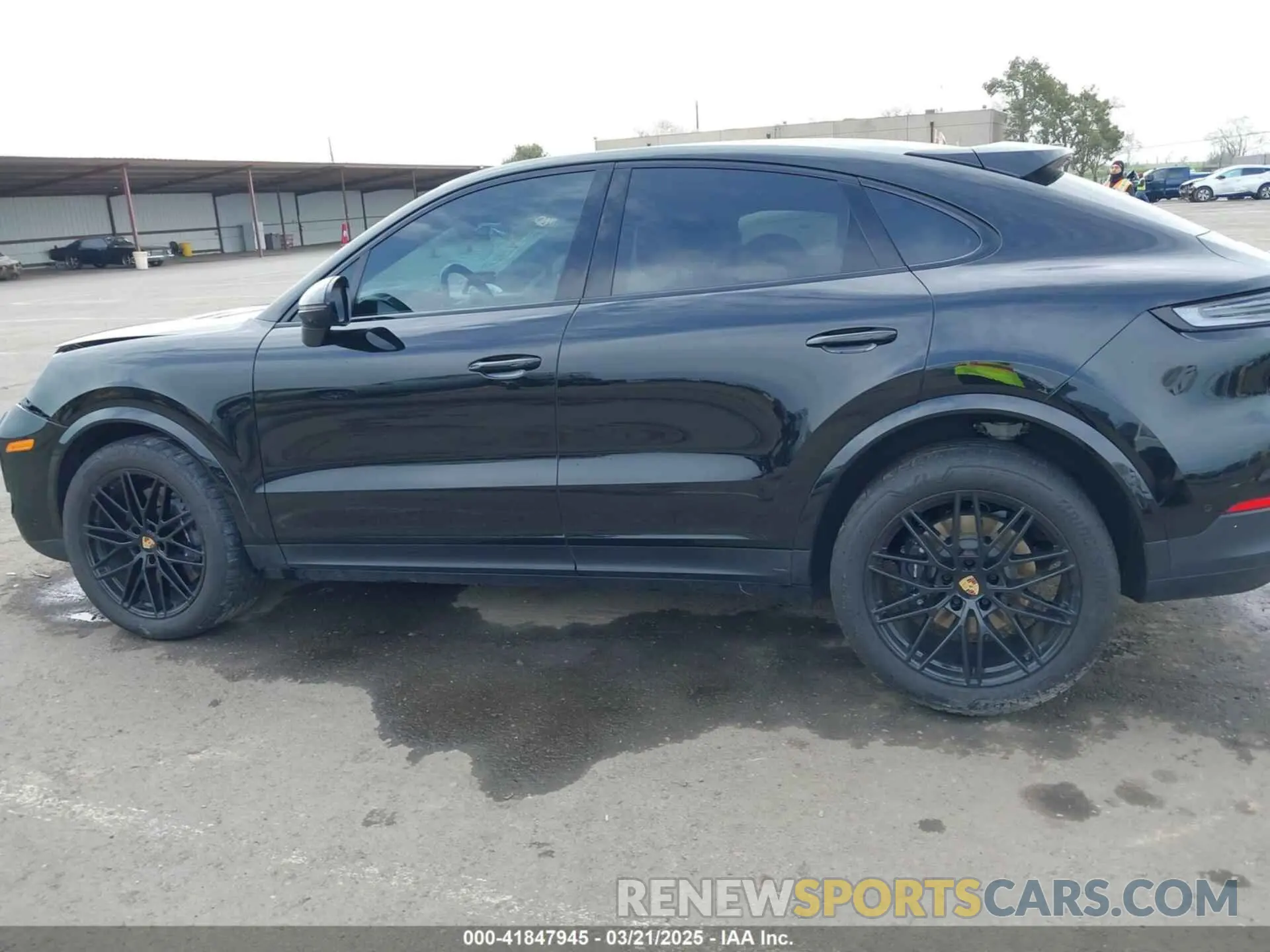 14 fotografías del automóvil dañado WP1BA2AY9RDA49496 PORSCHE CAYENNE COUPE 2024