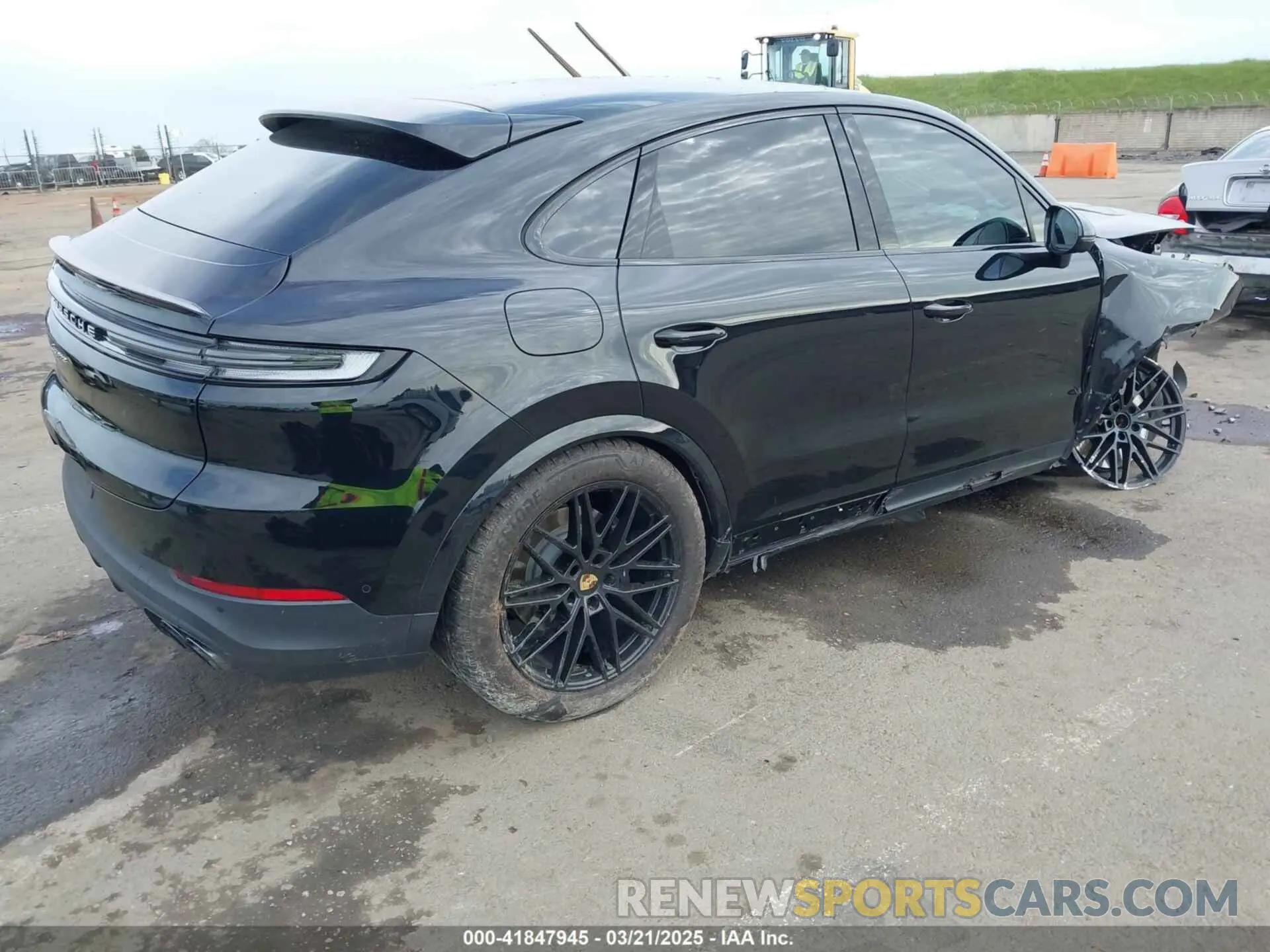 4 fotografías del automóvil dañado WP1BA2AY9RDA49496 PORSCHE CAYENNE COUPE 2024