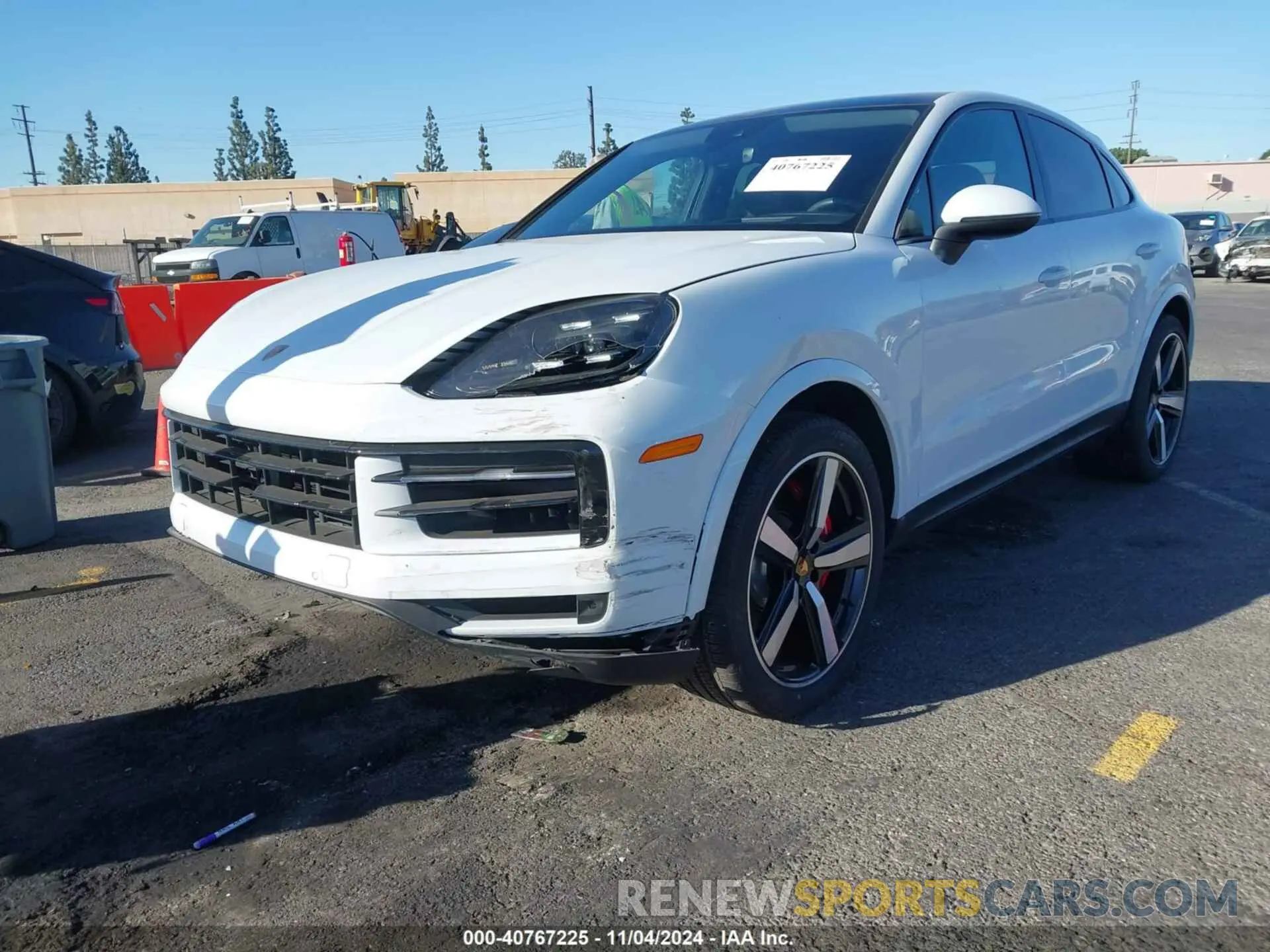 2 fotografías del automóvil dañado WP1BL2AY9RDA60881 PORSCHE CAYENNE COUPE 2024