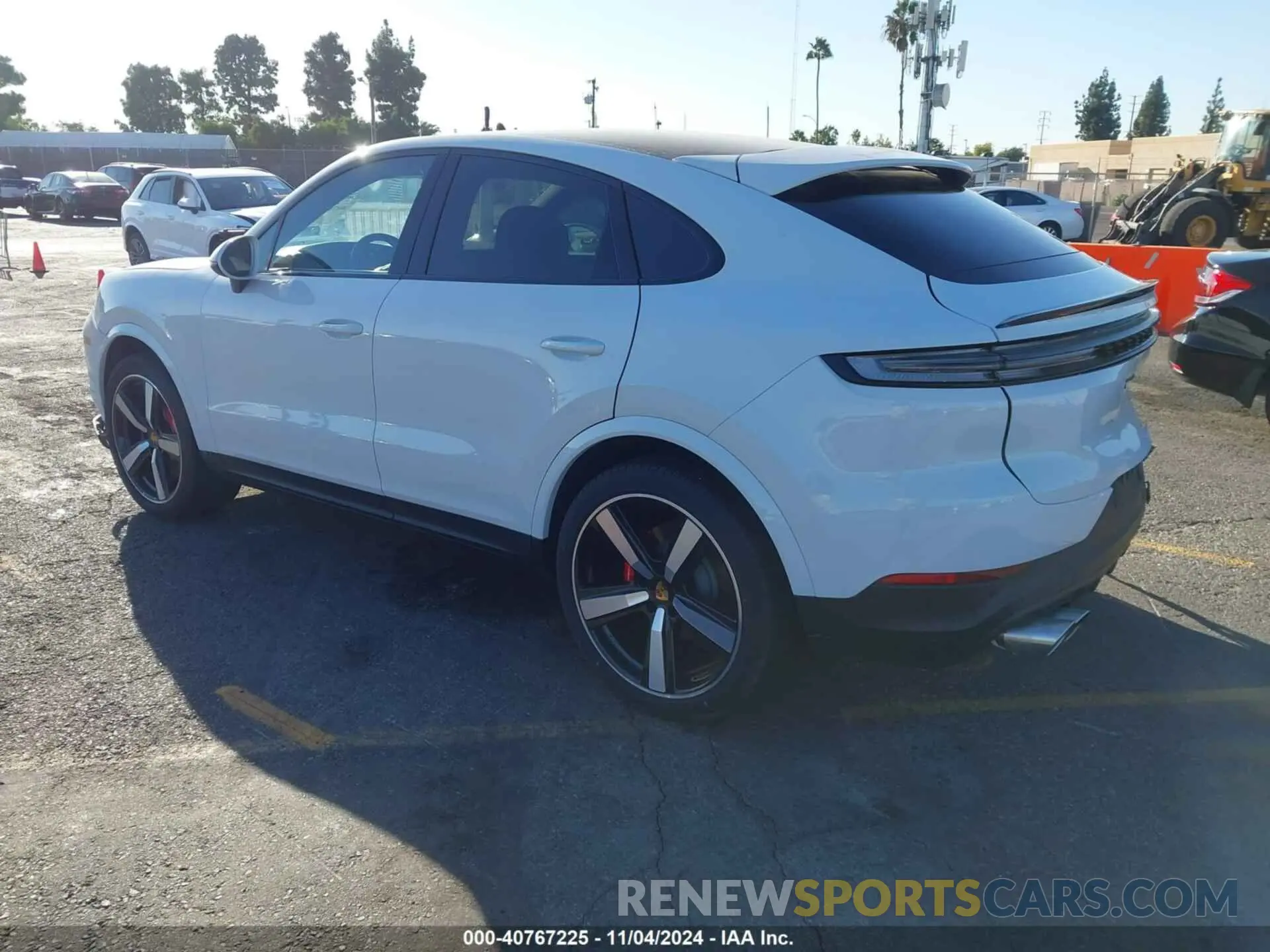 3 fotografías del automóvil dañado WP1BL2AY9RDA60881 PORSCHE CAYENNE COUPE 2024