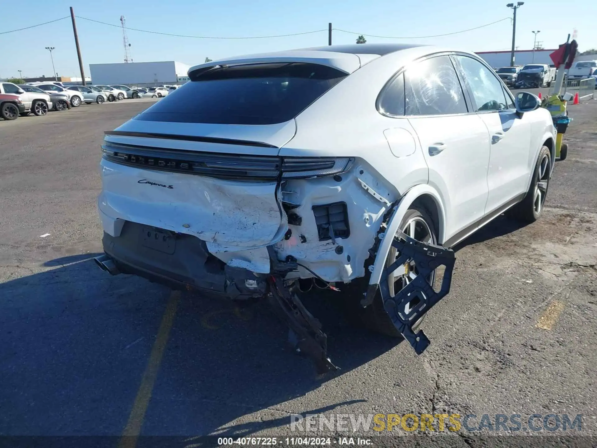 4 fotografías del automóvil dañado WP1BL2AY9RDA60881 PORSCHE CAYENNE COUPE 2024