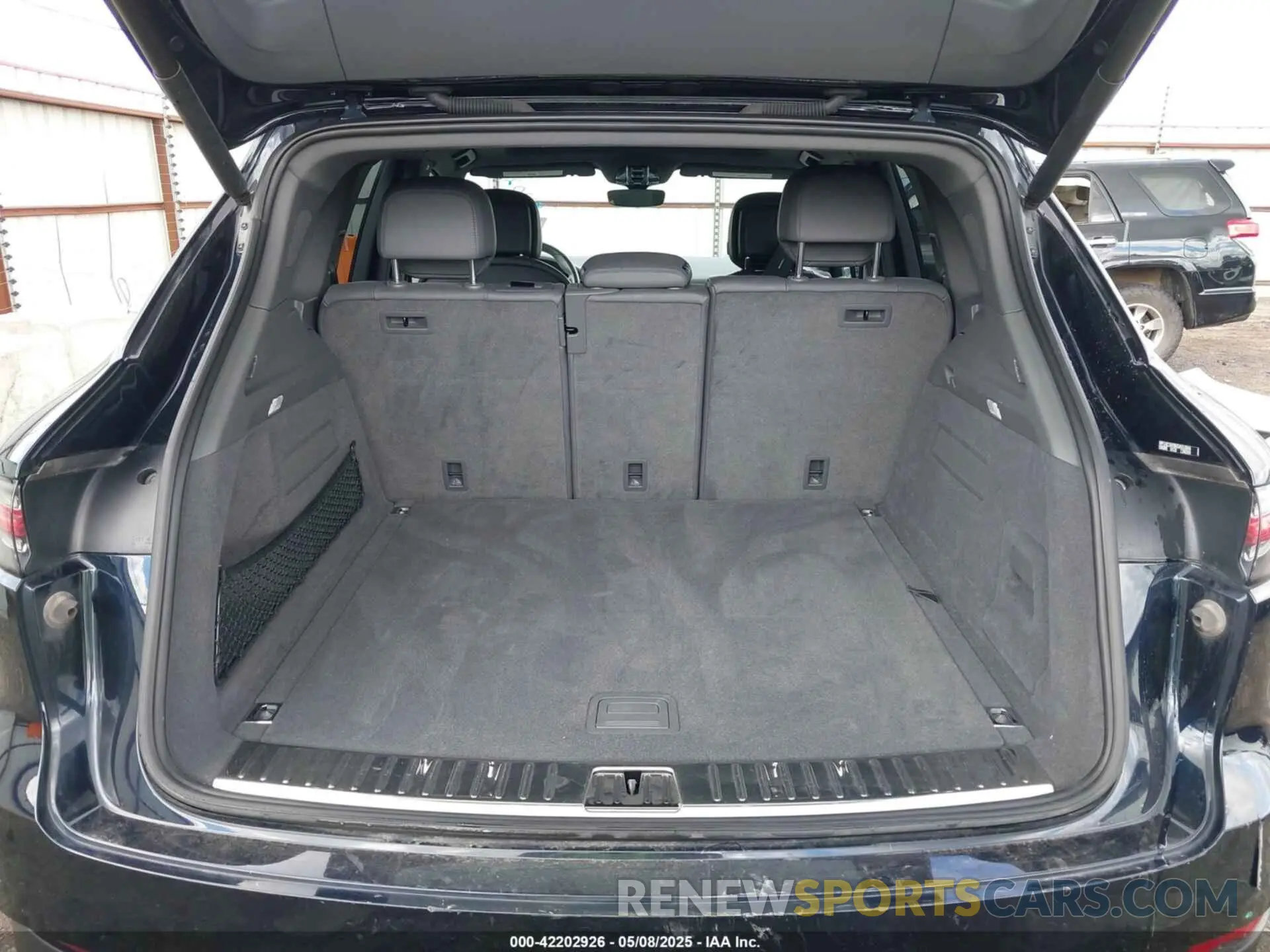 17 fotografías del automóvil dañado WP1AE2AY8KDA51844 PORSCHE CAYENNE E-HYBRID 2019