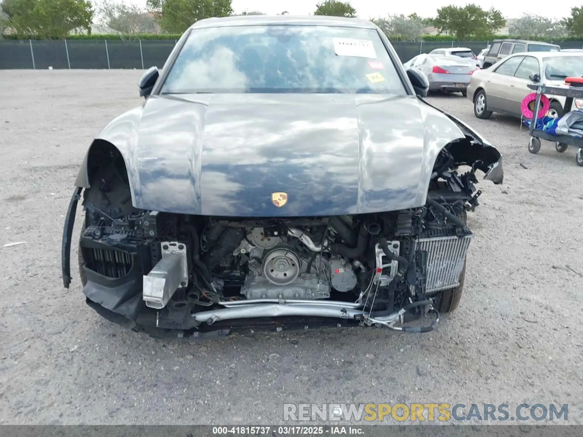 6 fotografías del automóvil dañado WP1AE2AYXMDA24566 PORSCHE CAYENNE E-HYBRID 2021